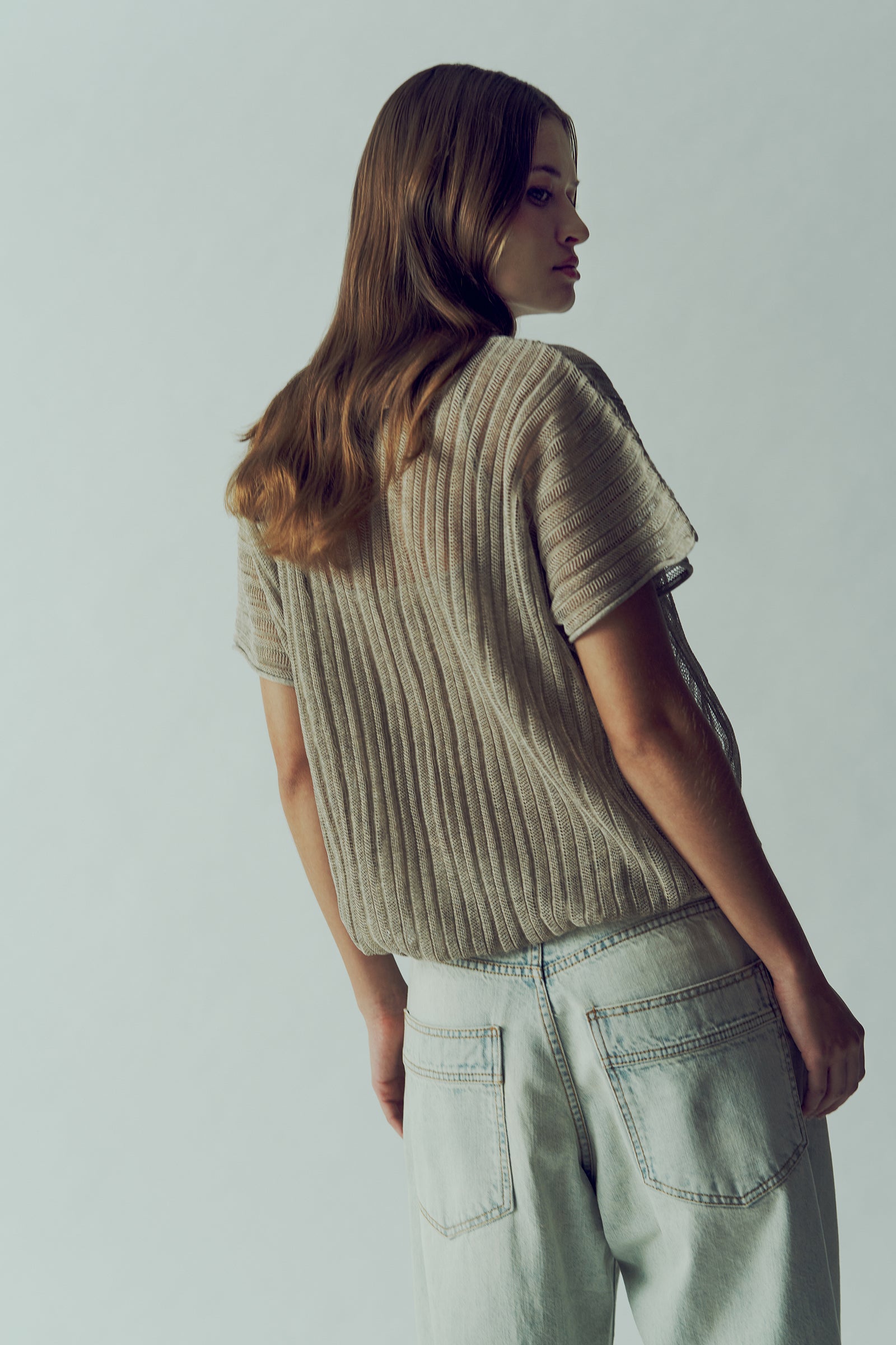 SEMI-TRANSPARENT TOP