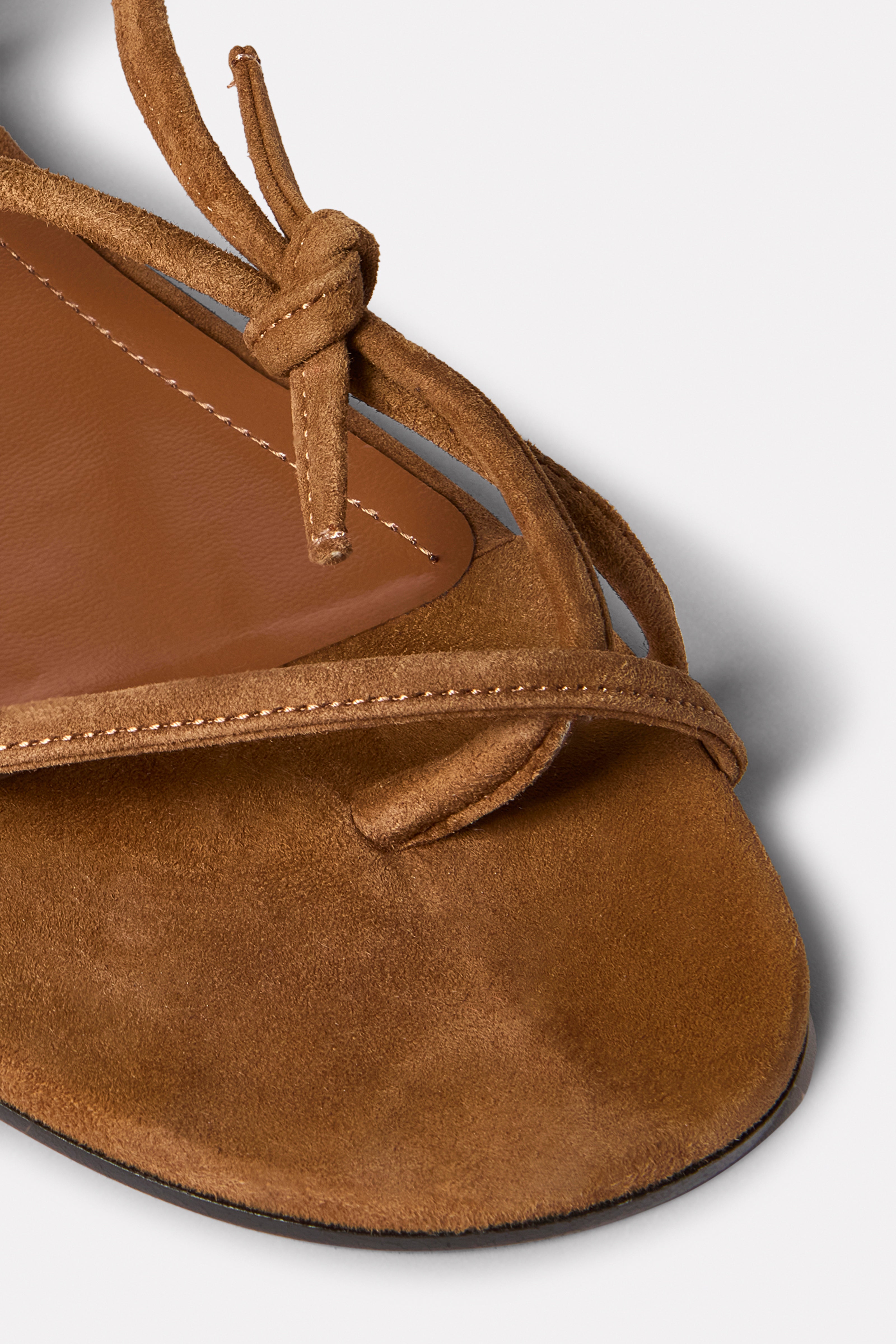 SANDALO ALLACCIATURA SCHIAVA