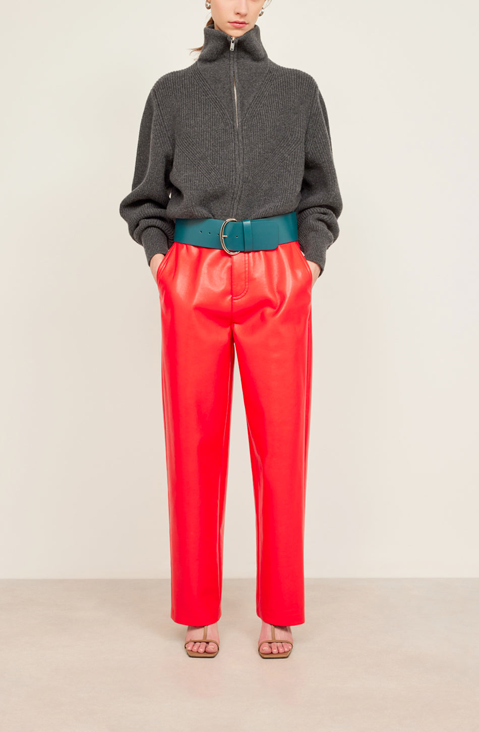 BOMBER JASMINE
