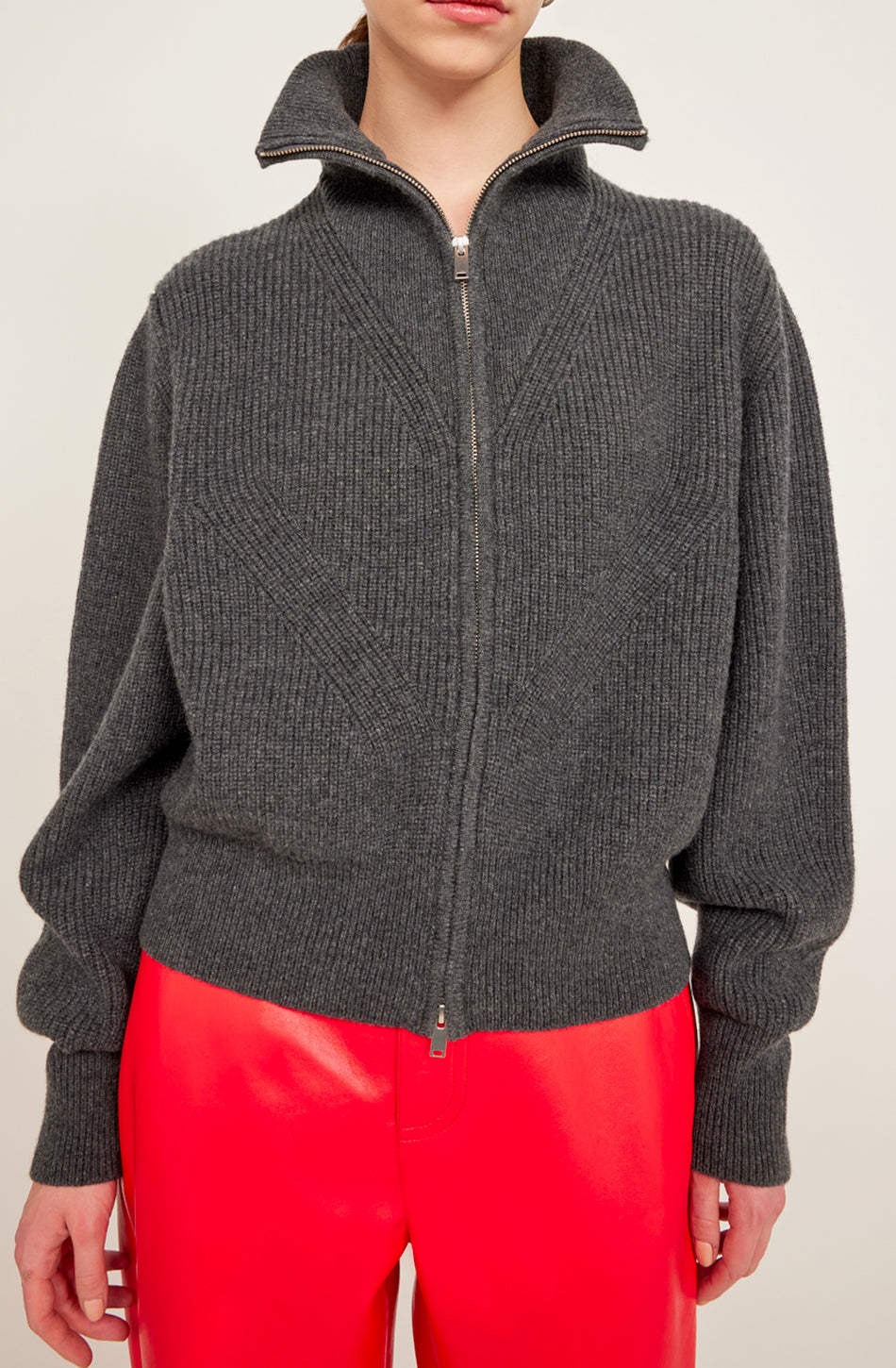 BOMBER JASMINE