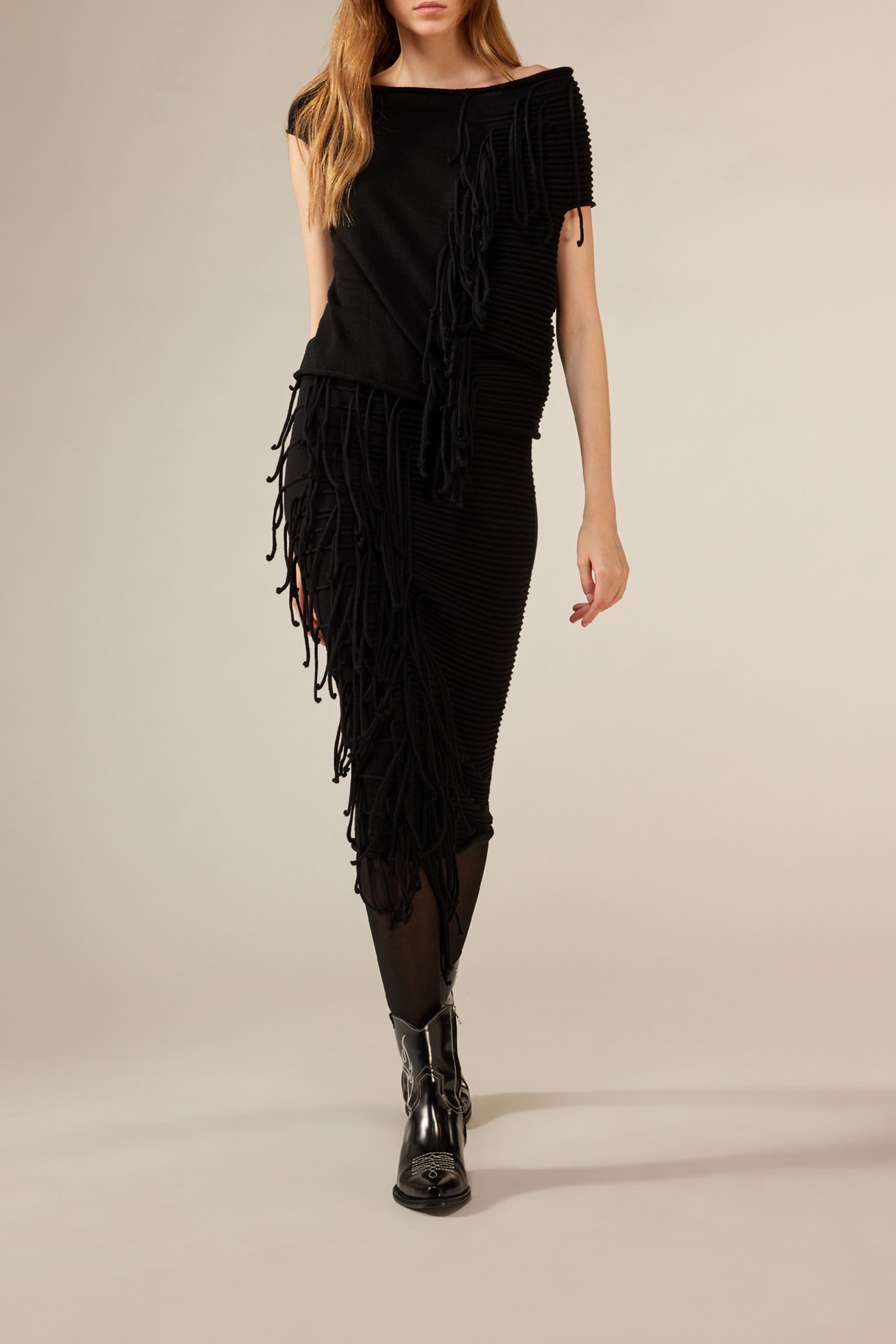 FRINGED KNITTED TOP