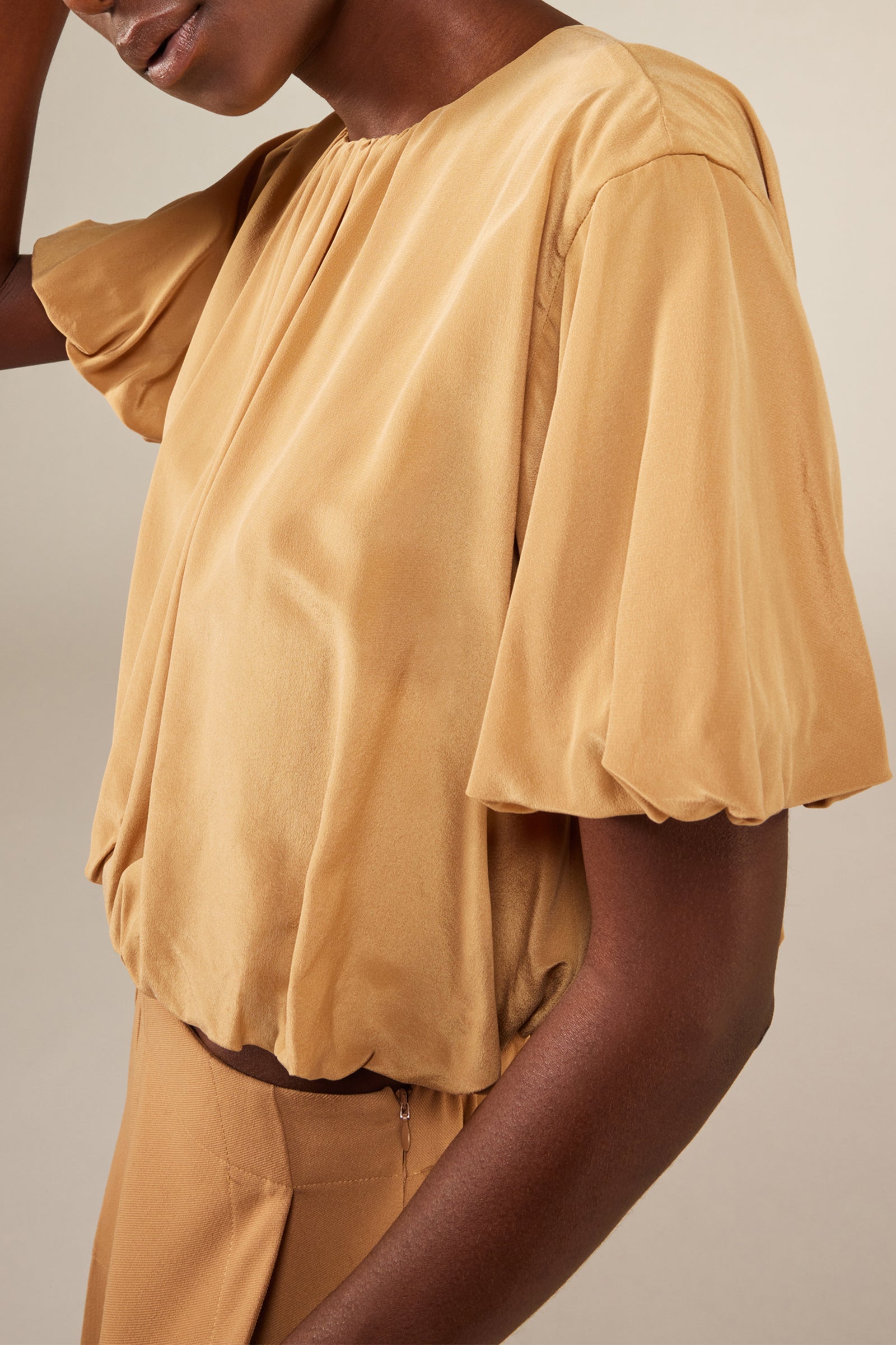 BLUSA