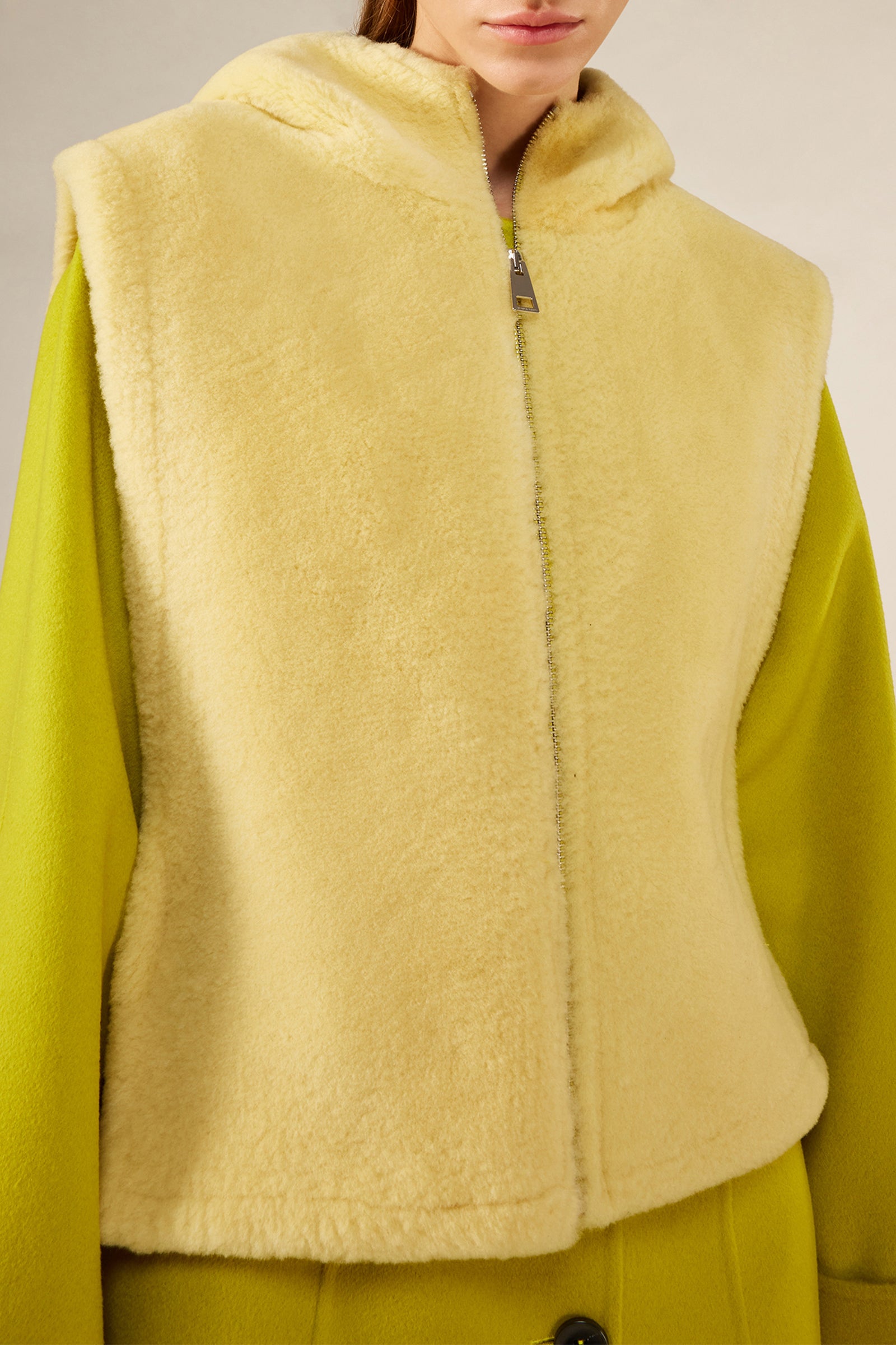 GILET PELO CORTO