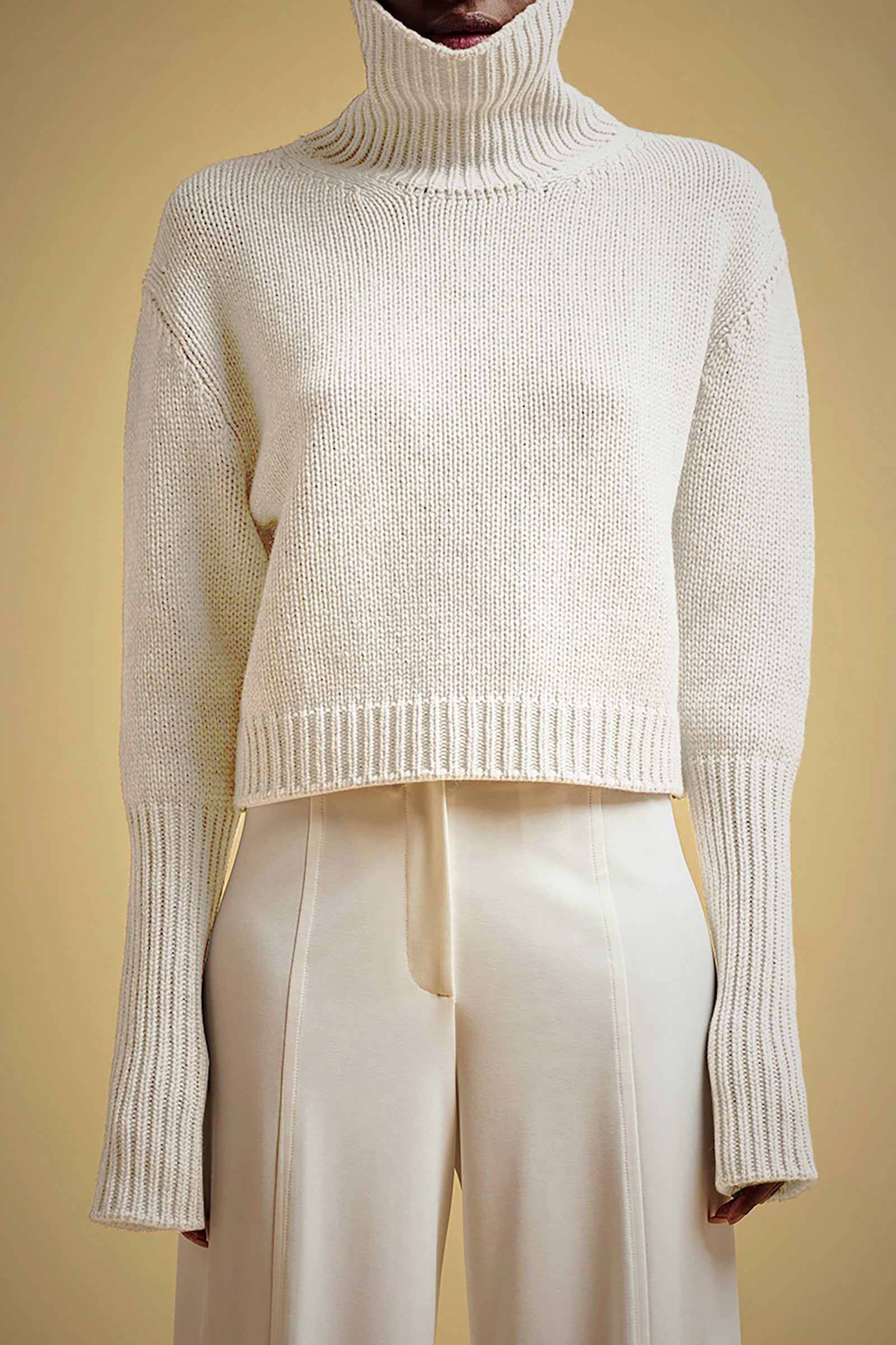 MAGLIA COLLO ALTO CASHMERE RICICLATO