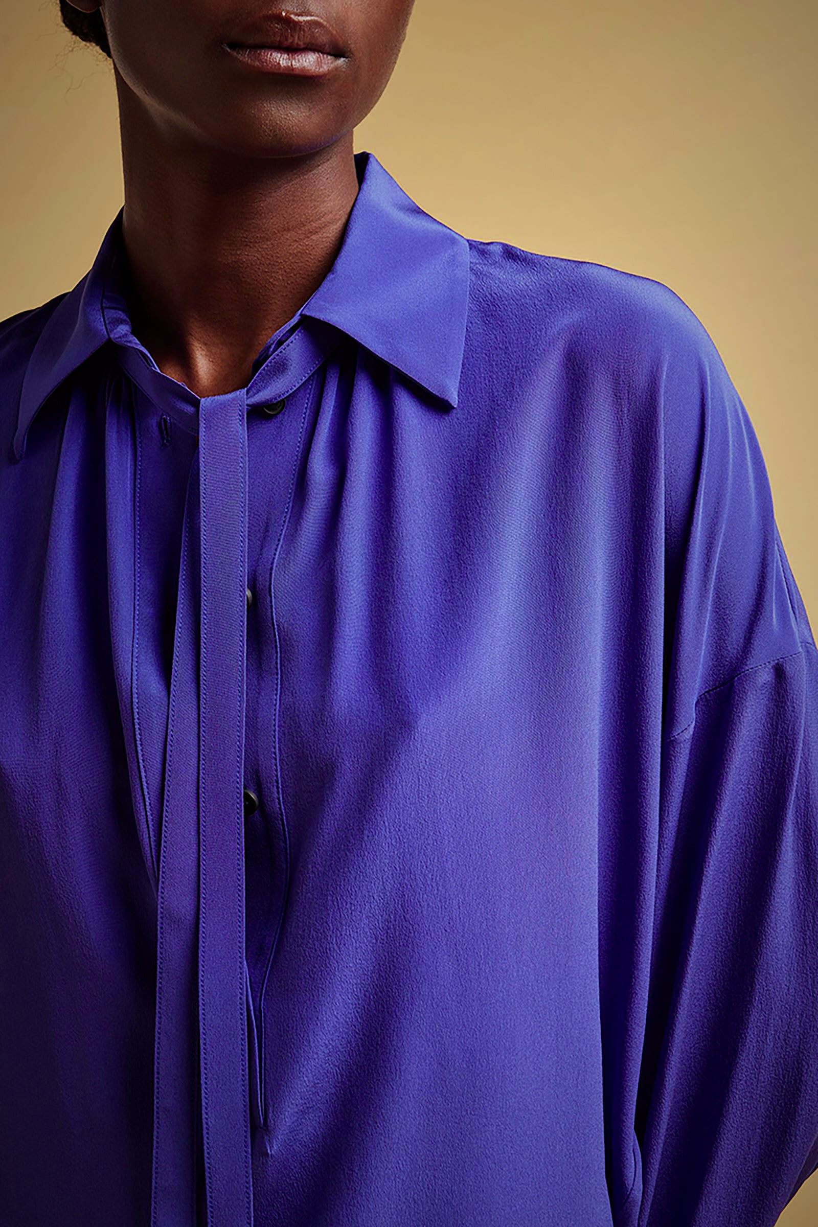 SILK LACE BLOUSE