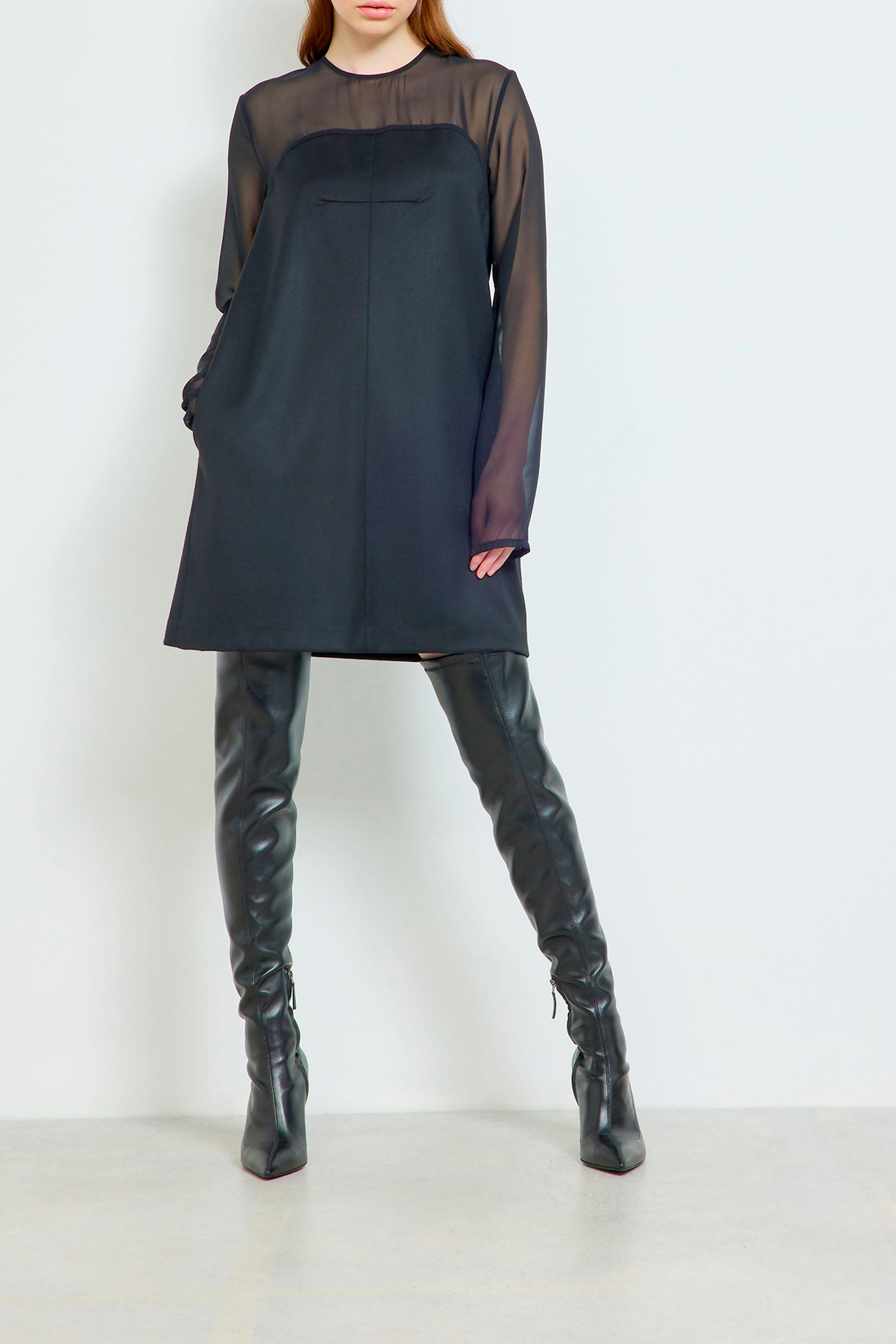 DRESS