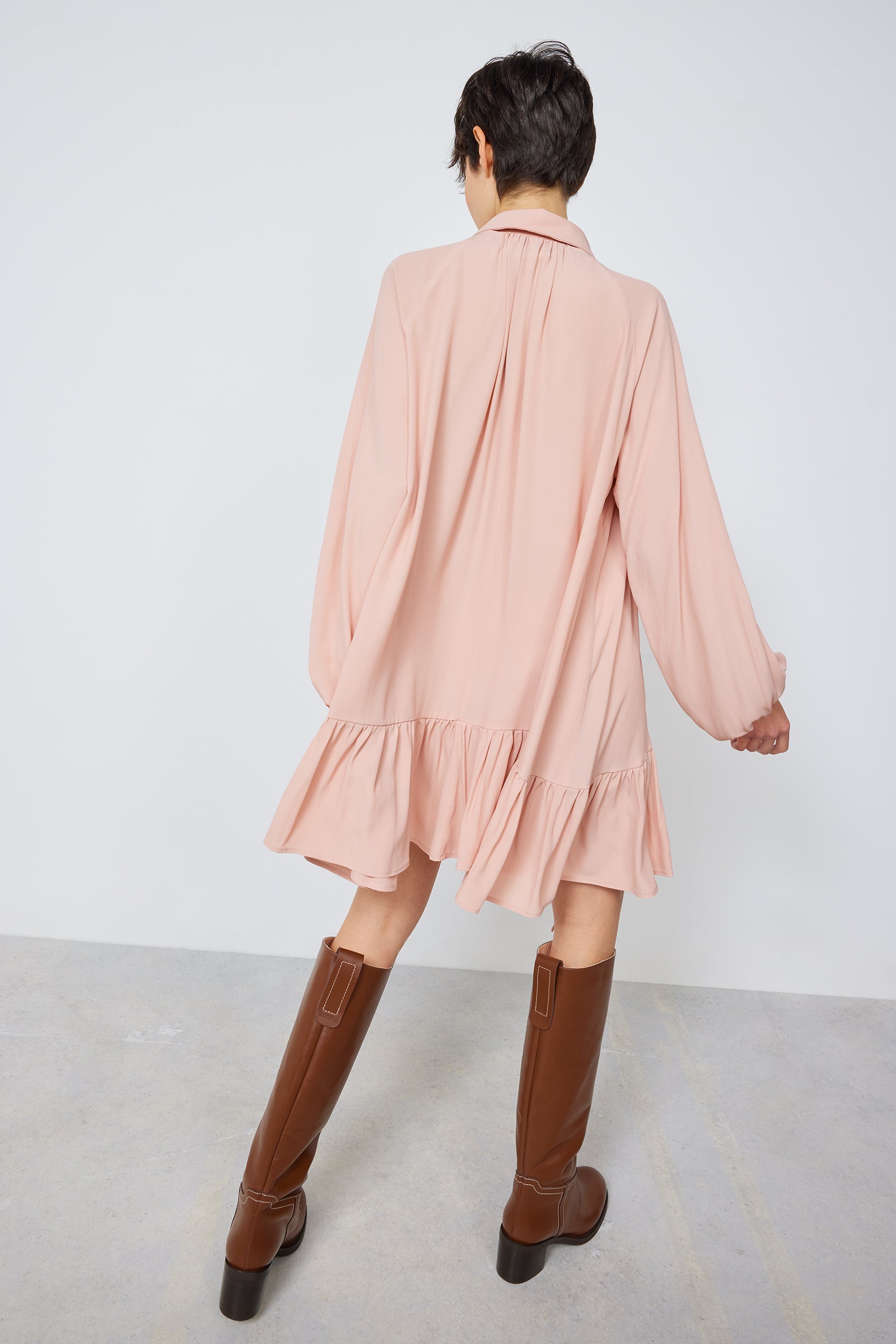 DRESS