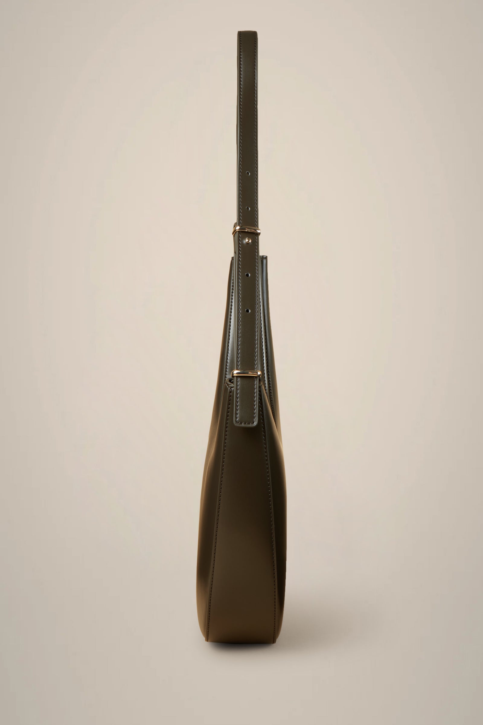 ASYMMETRICAL HOBO BAG