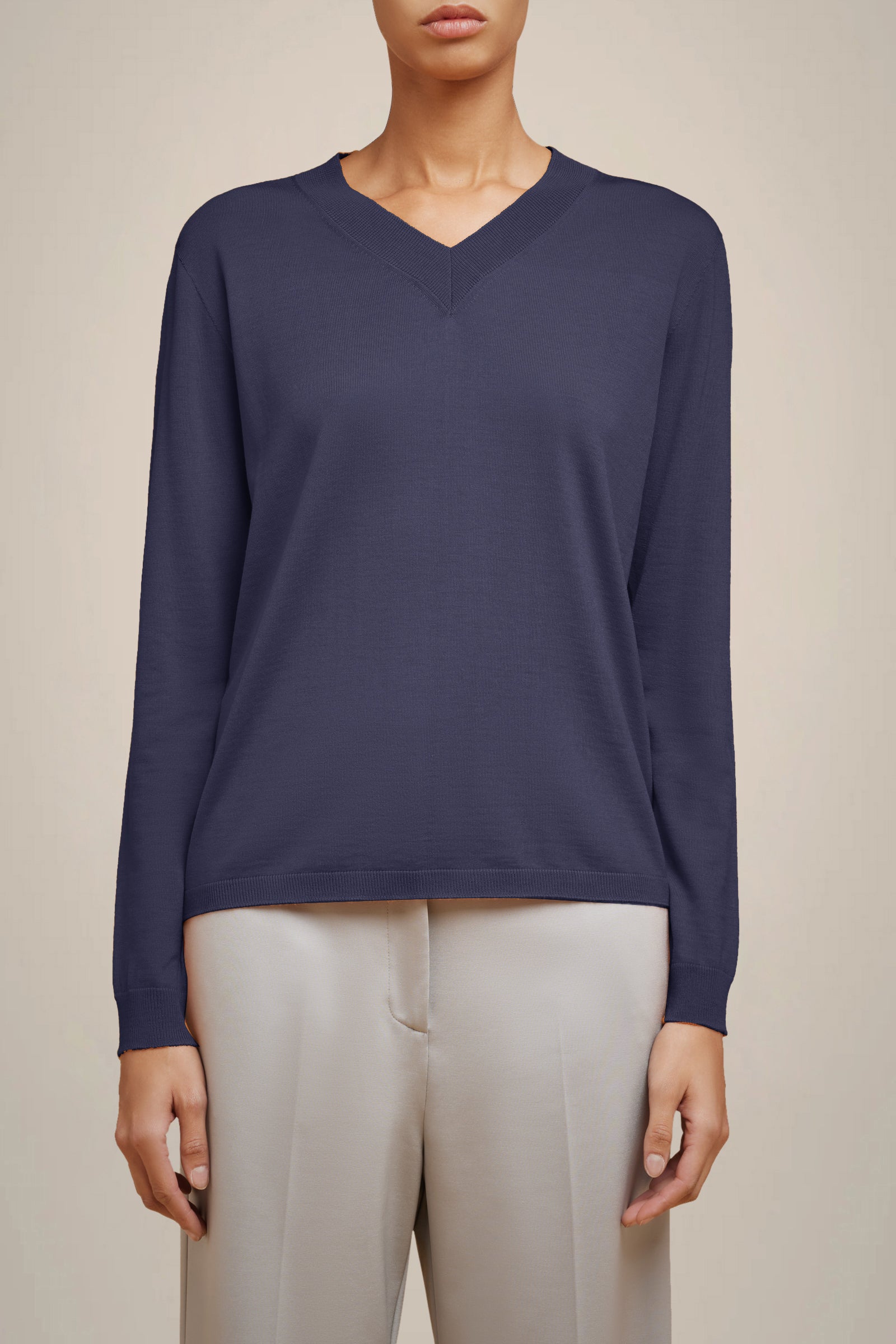 MAGLIA SCOLLO A V