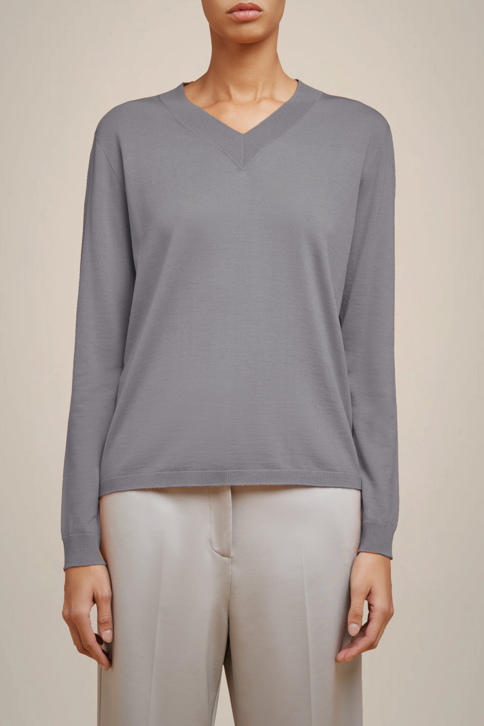MAGLIA SCOLLO A V