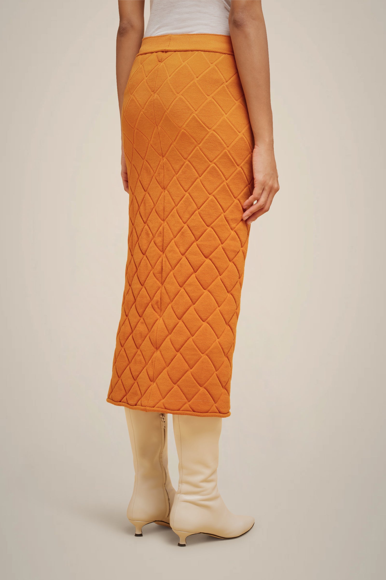 EMBOSSED JACQUARD SKIRT