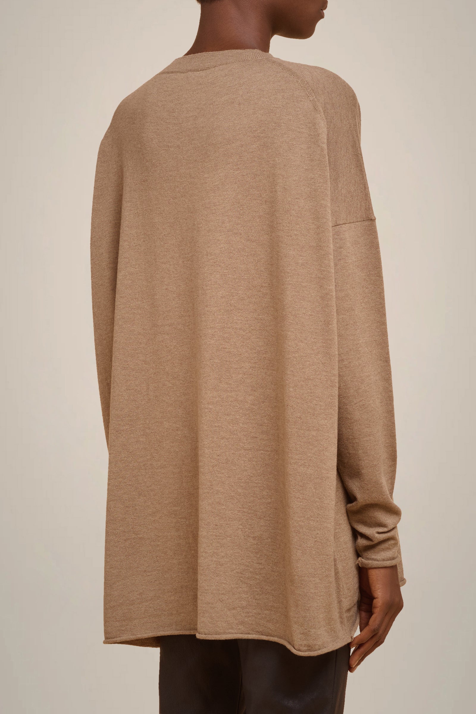 MAGLIA TASCHE A TOPPA