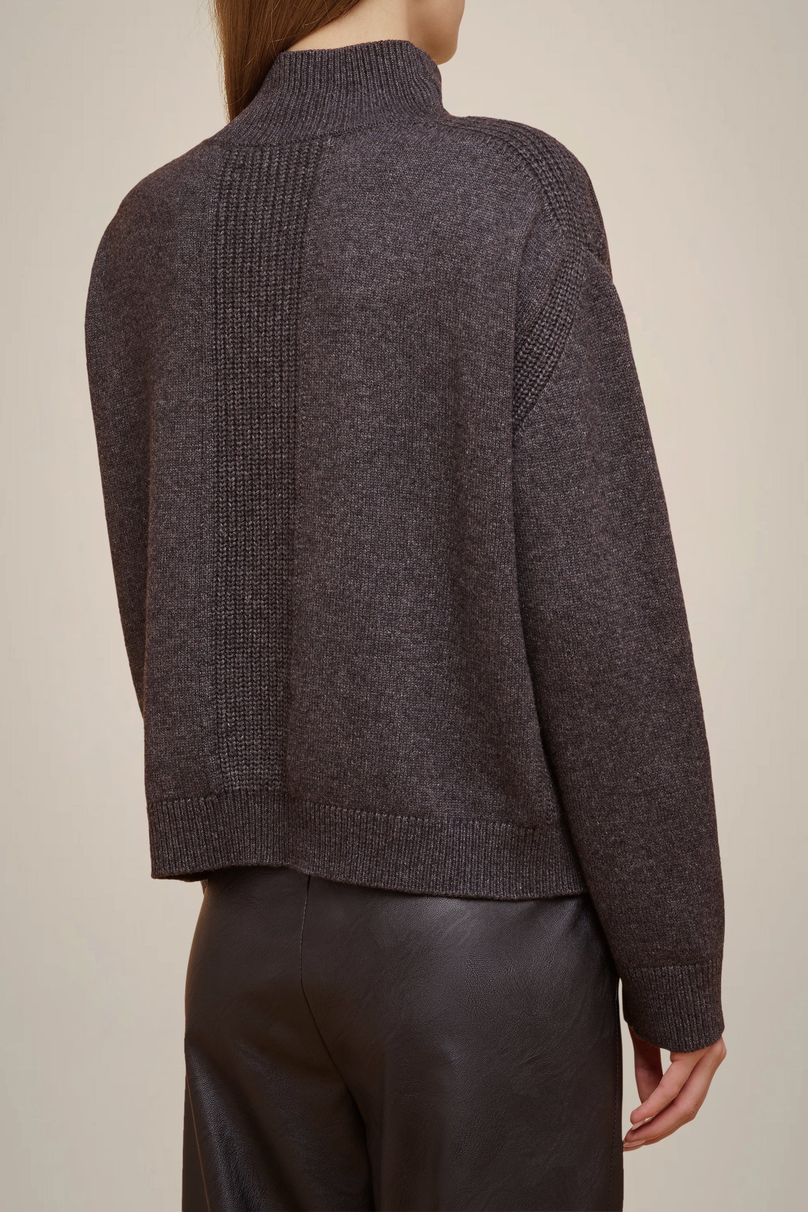 MAGLIA CUT-OUT