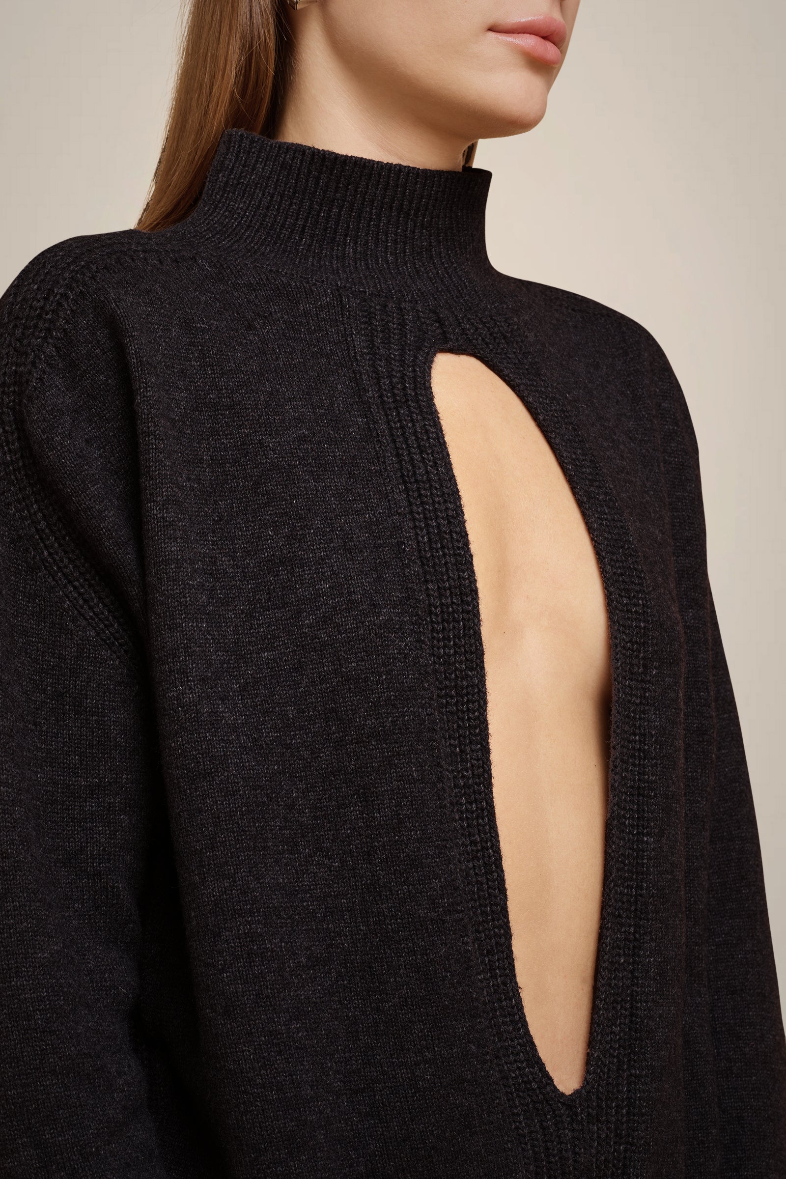 MAGLIA CUT-OUT