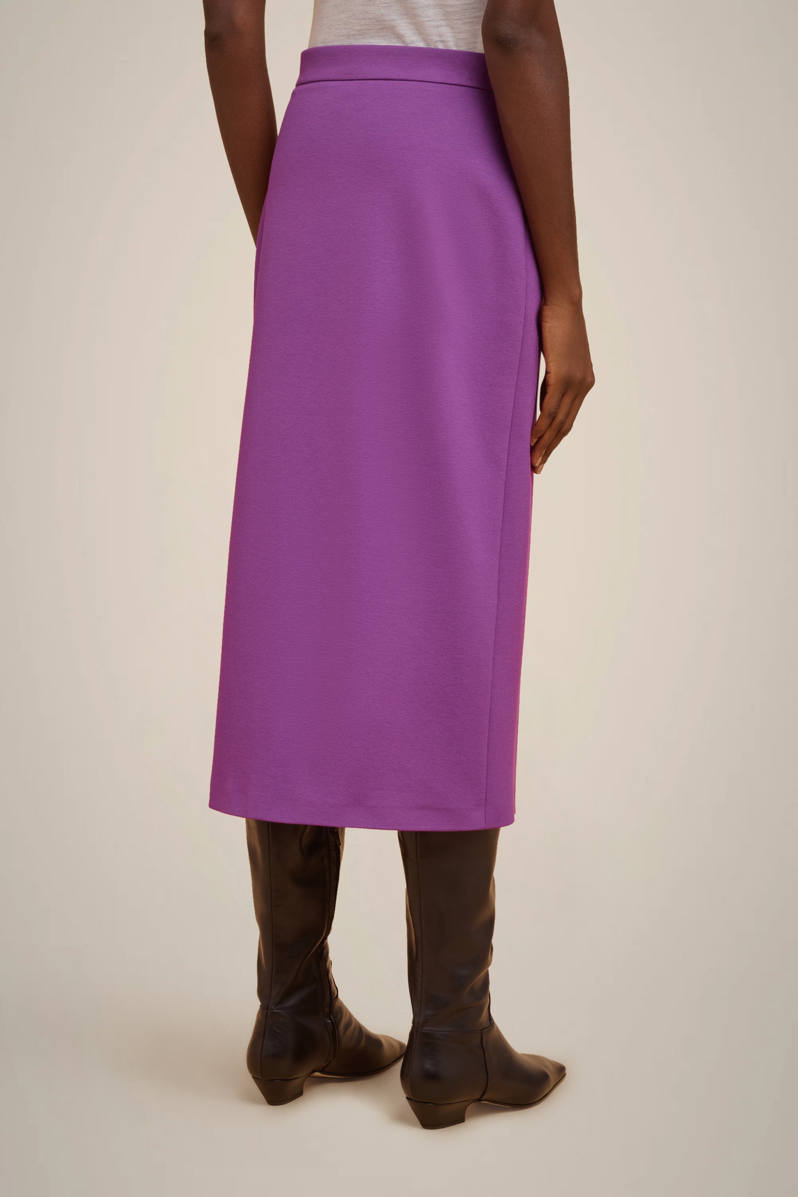 MILANO STITCH MIDI SKIRT