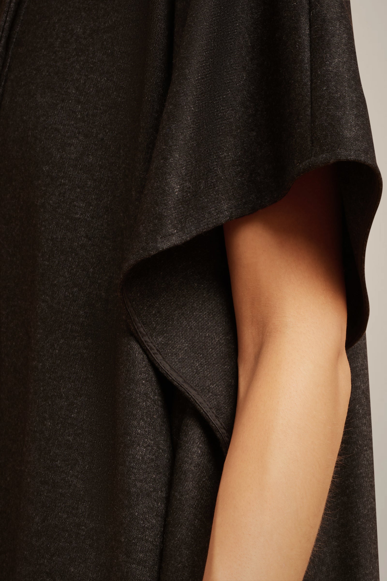 ABITO GIROMANICA IN PANNO CASHMERE