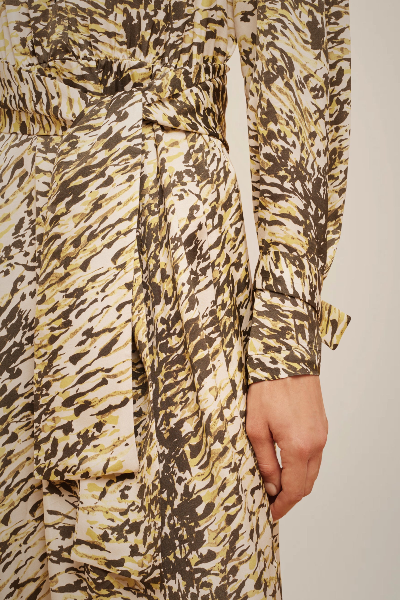 PRINTED BELTED DRESS