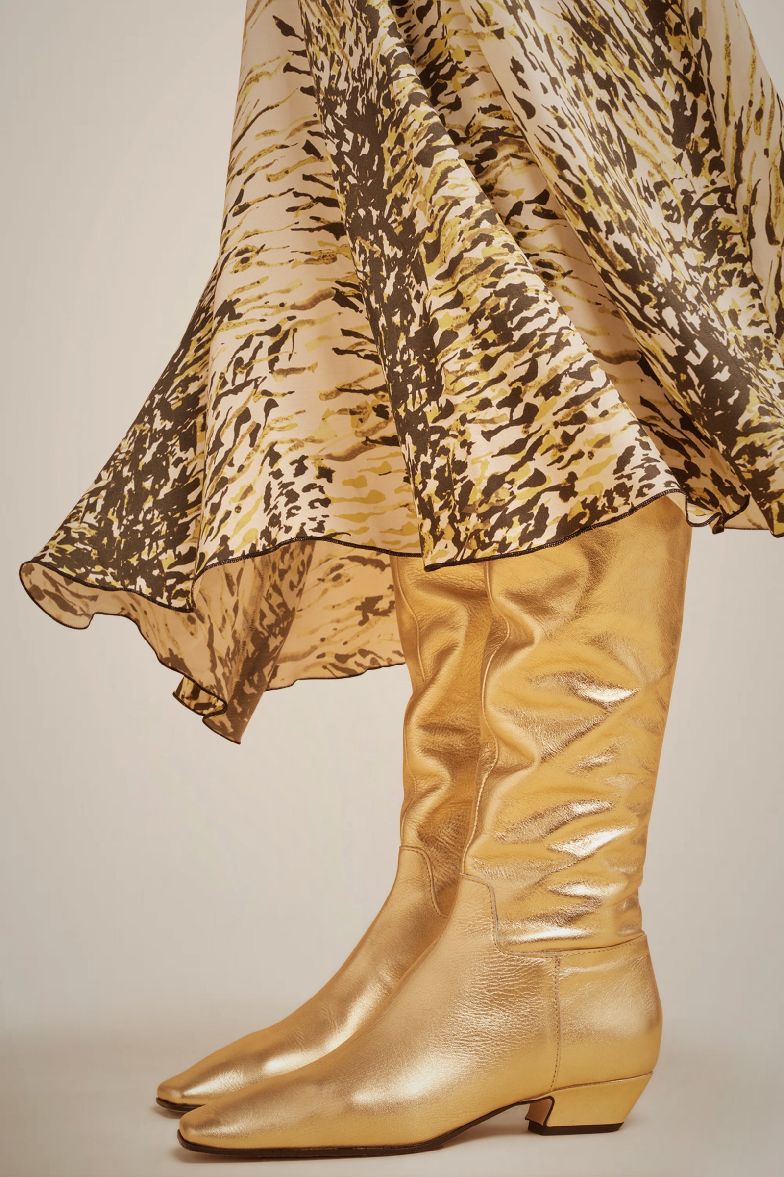 PRINTED SKIRT WITH BASQUE