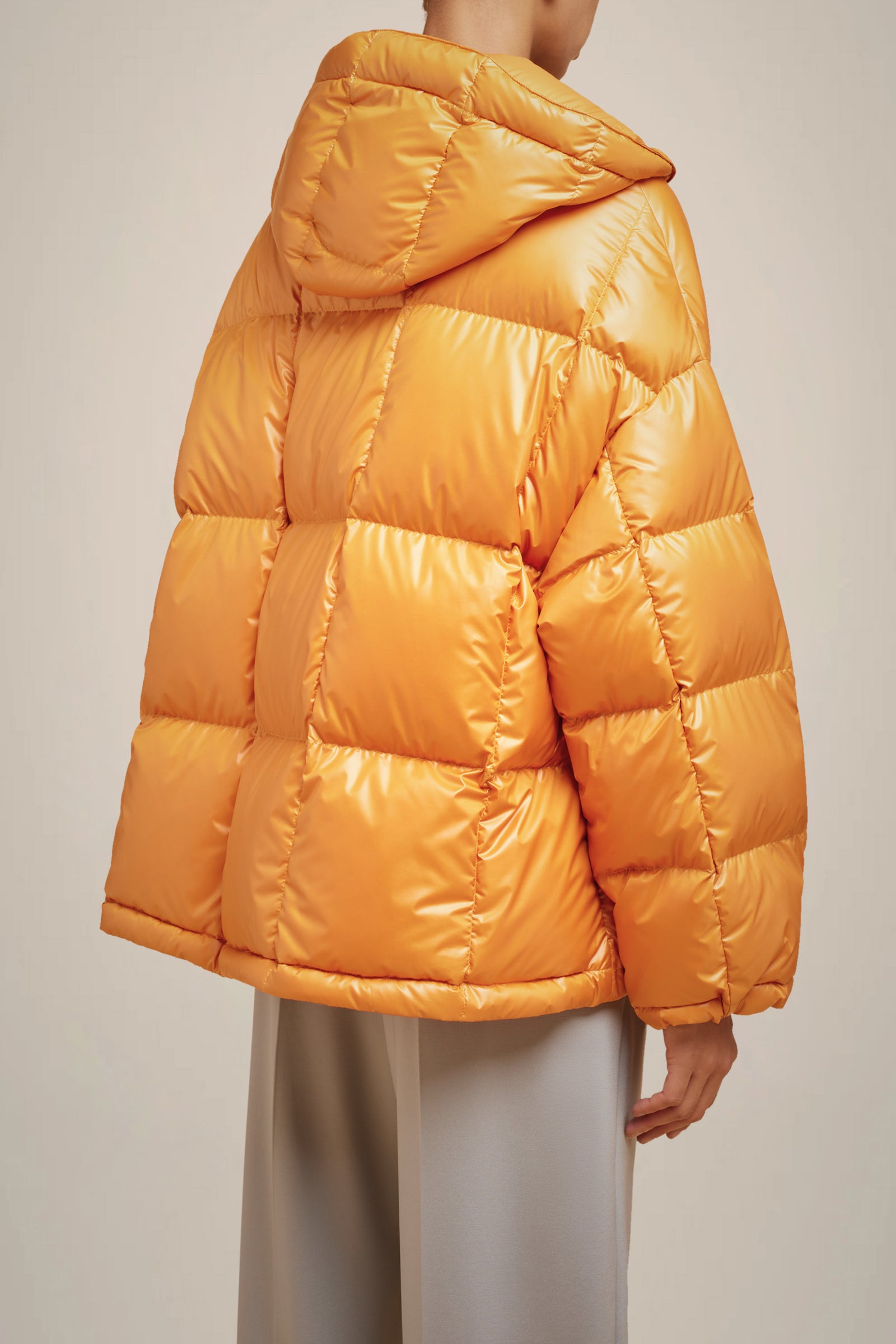 HOODED QUILTED DOWN JACKET