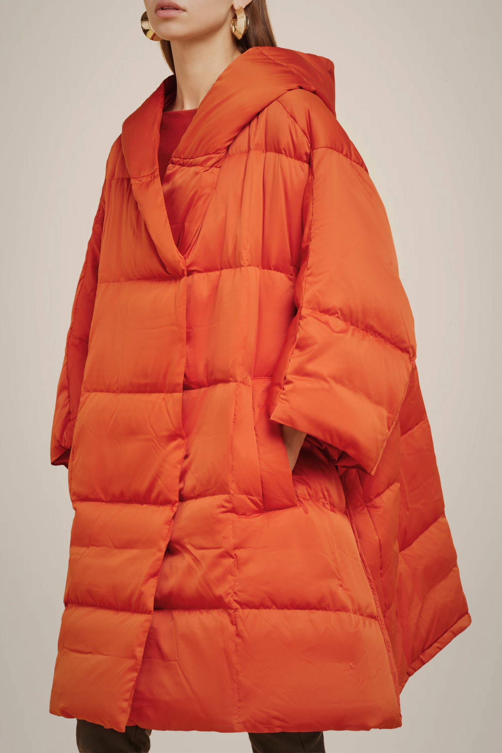 PADDED CAPE