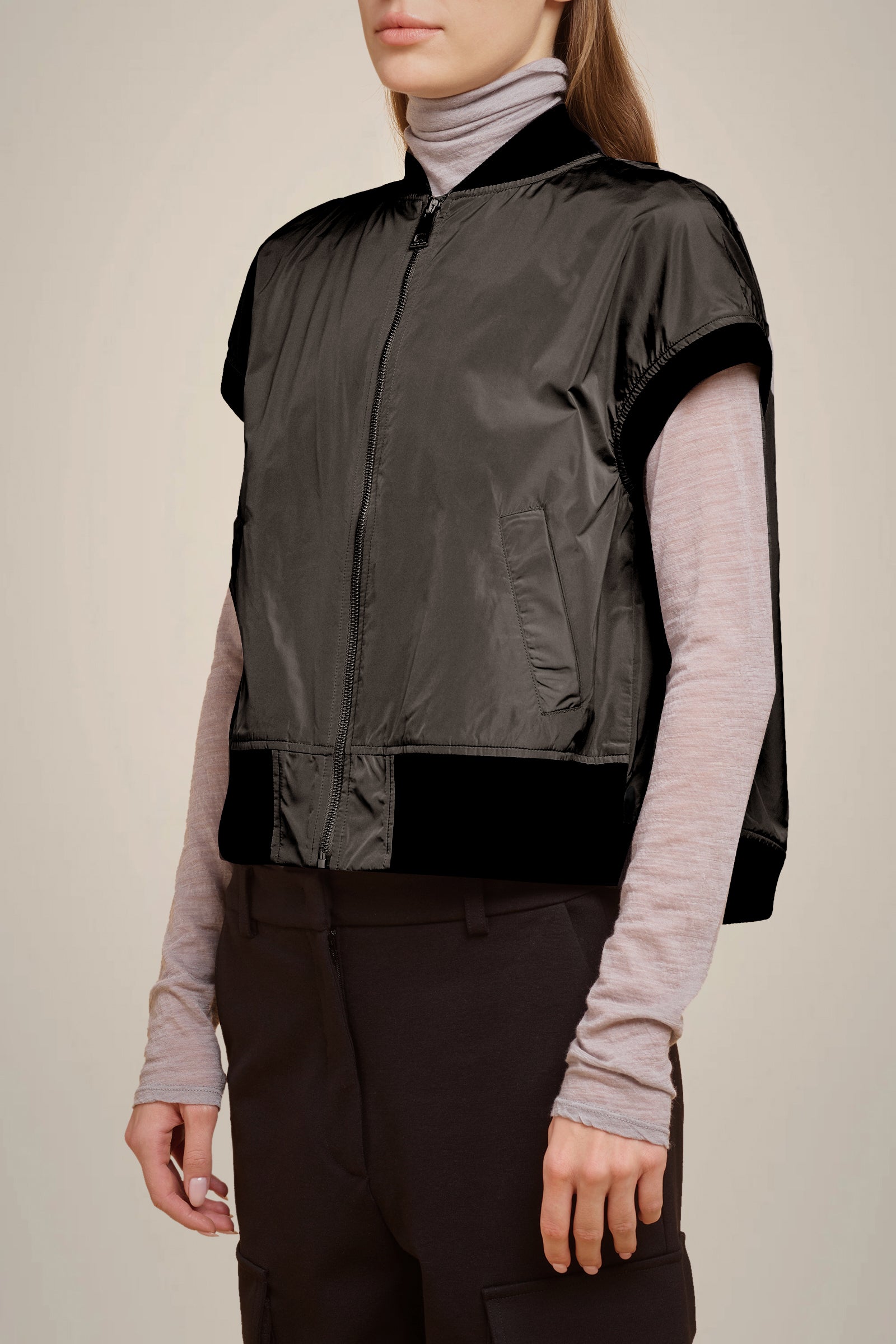 BOMBER SMANICATO IN TAFFETA'