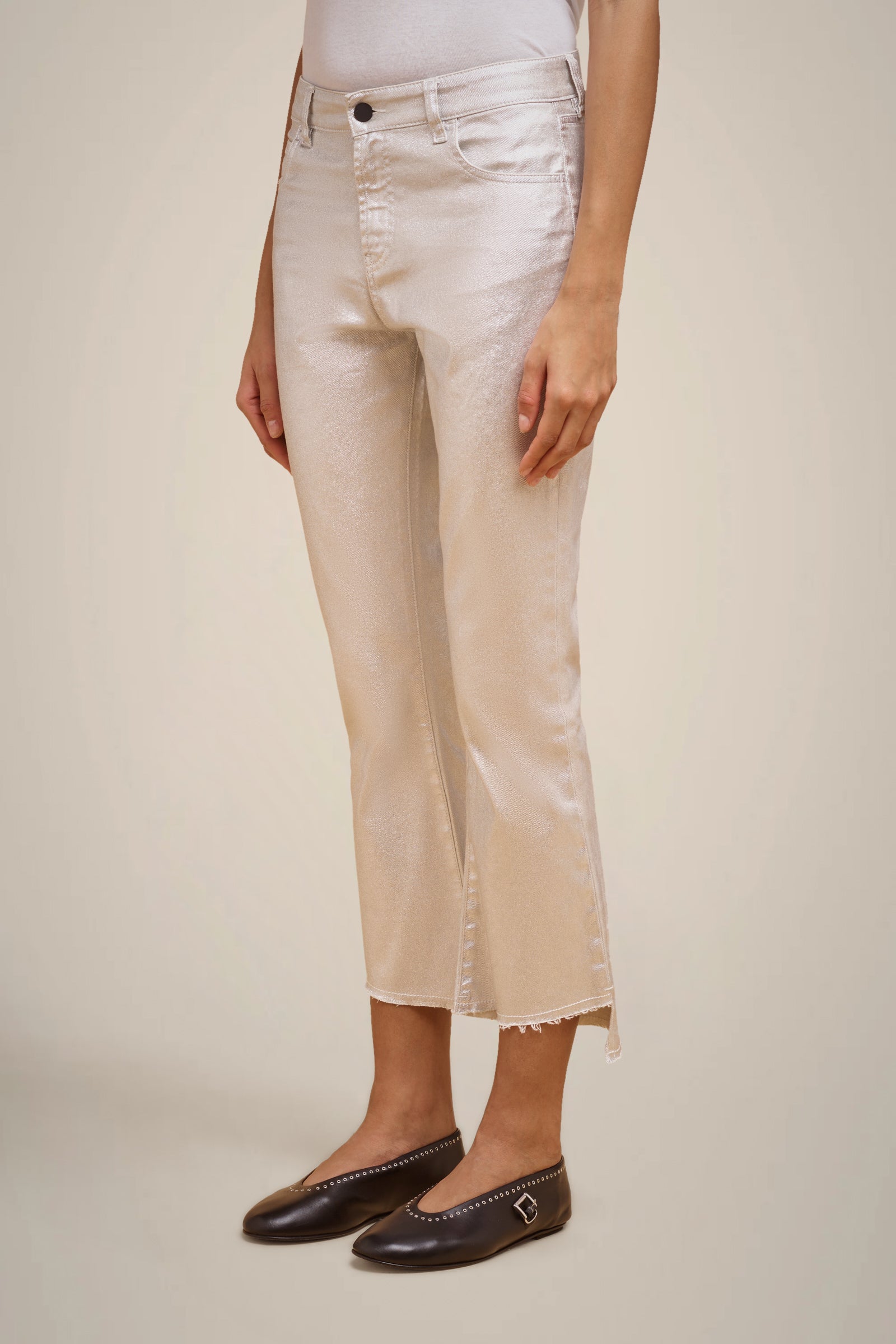 LAMINATED FLARED JEANS