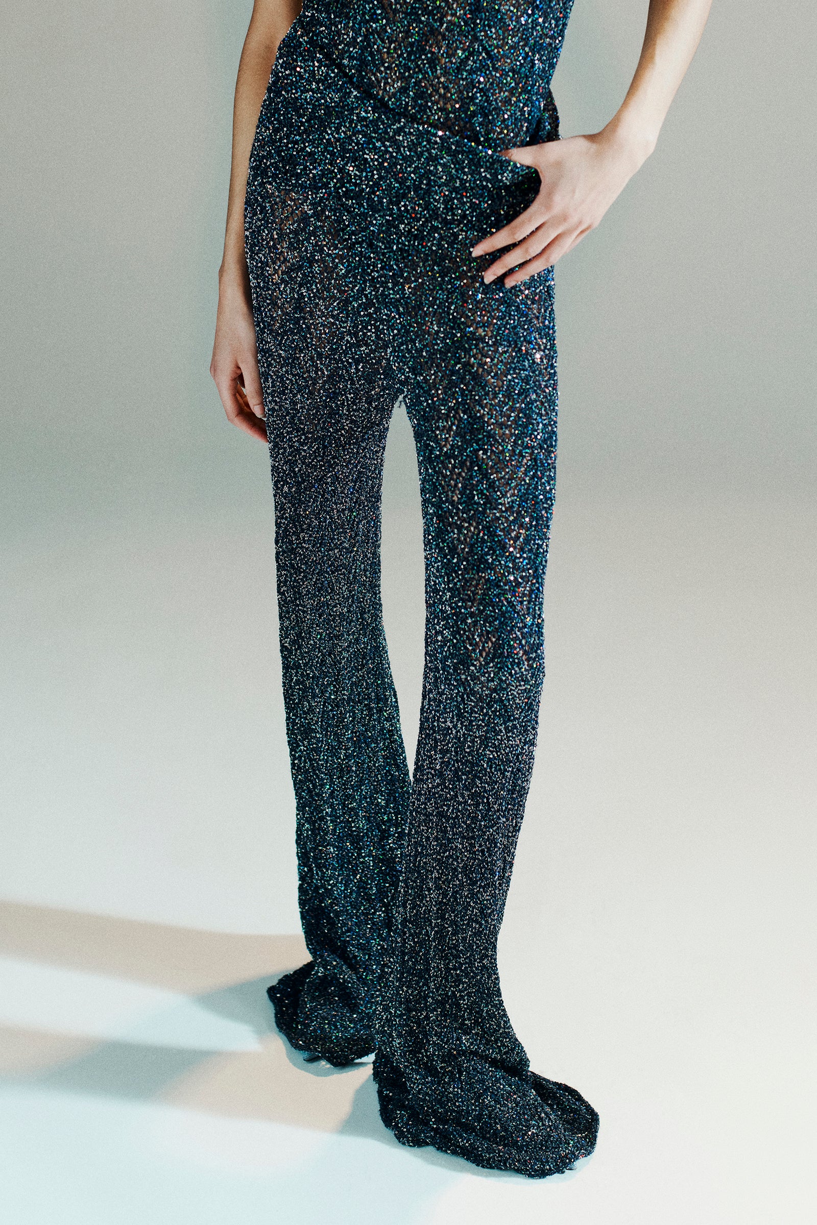 PANTALONE DISEGNO PIZZO IN MICROPAILLETTES