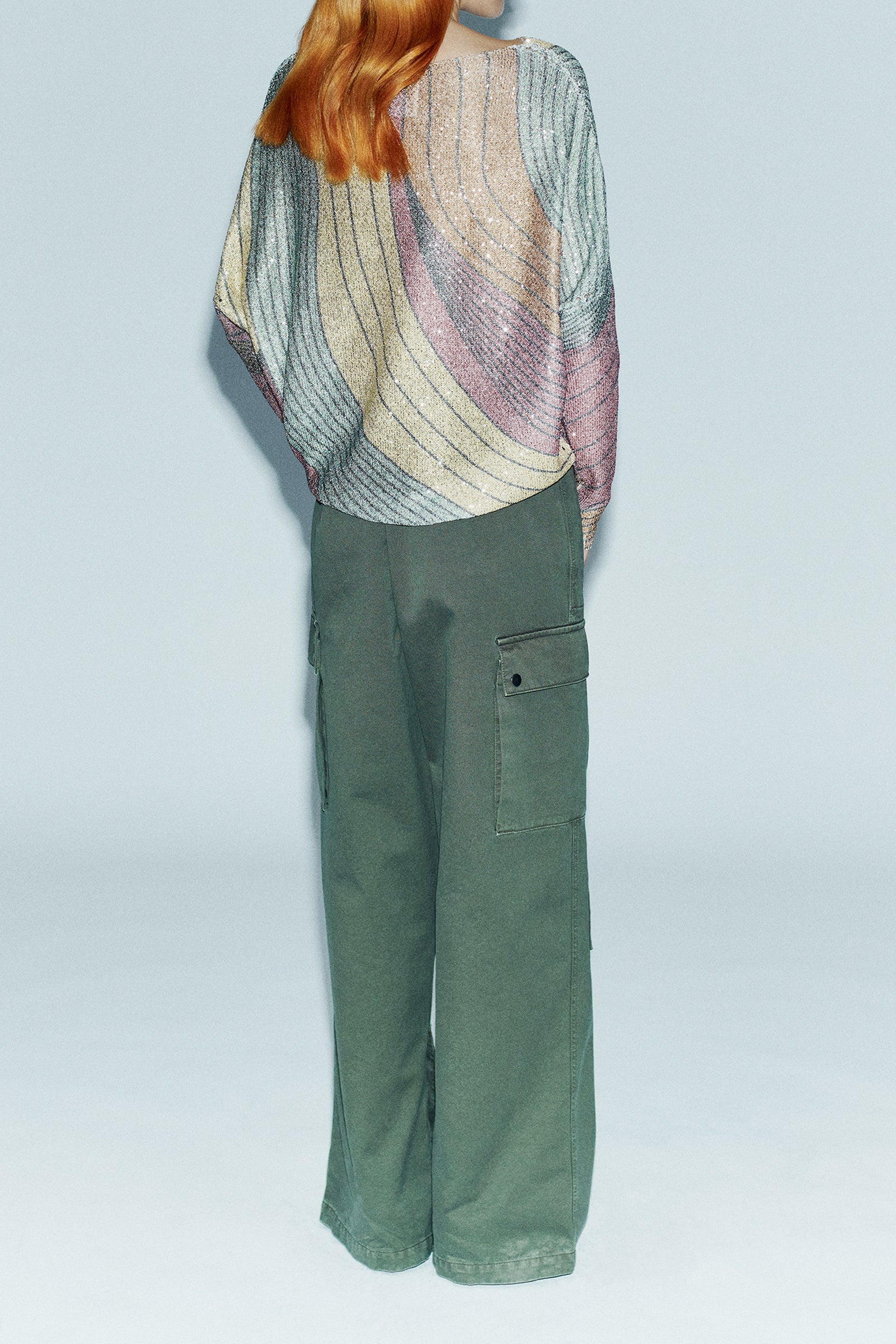 MAGLIA IN MICROPAILLETTES STAMPATA