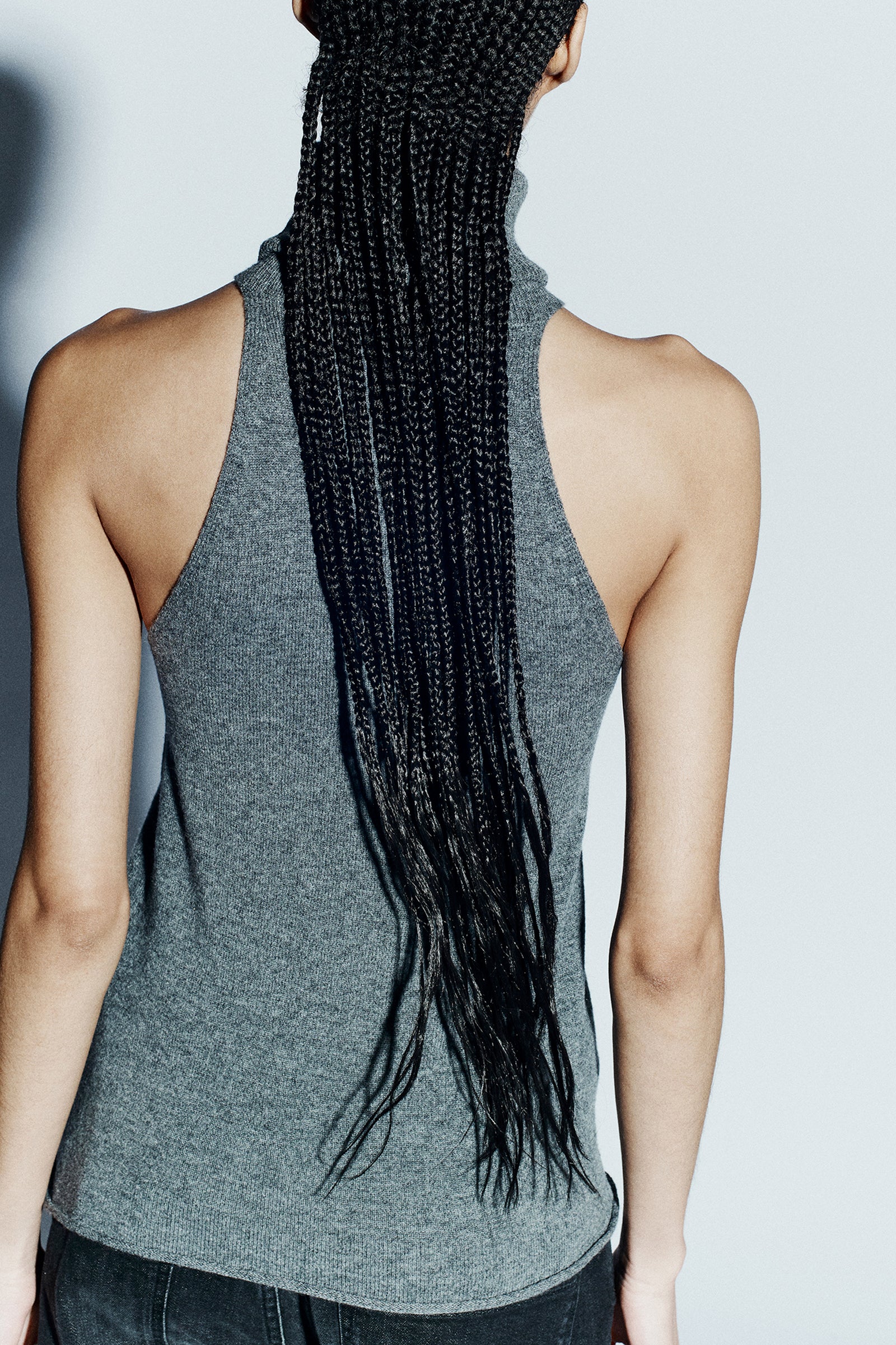 TOP SCOLLO HALTER COLLO ALTO IN CASHMERE