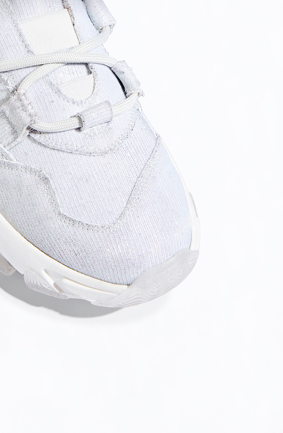 SNEAKERS LAMINATA