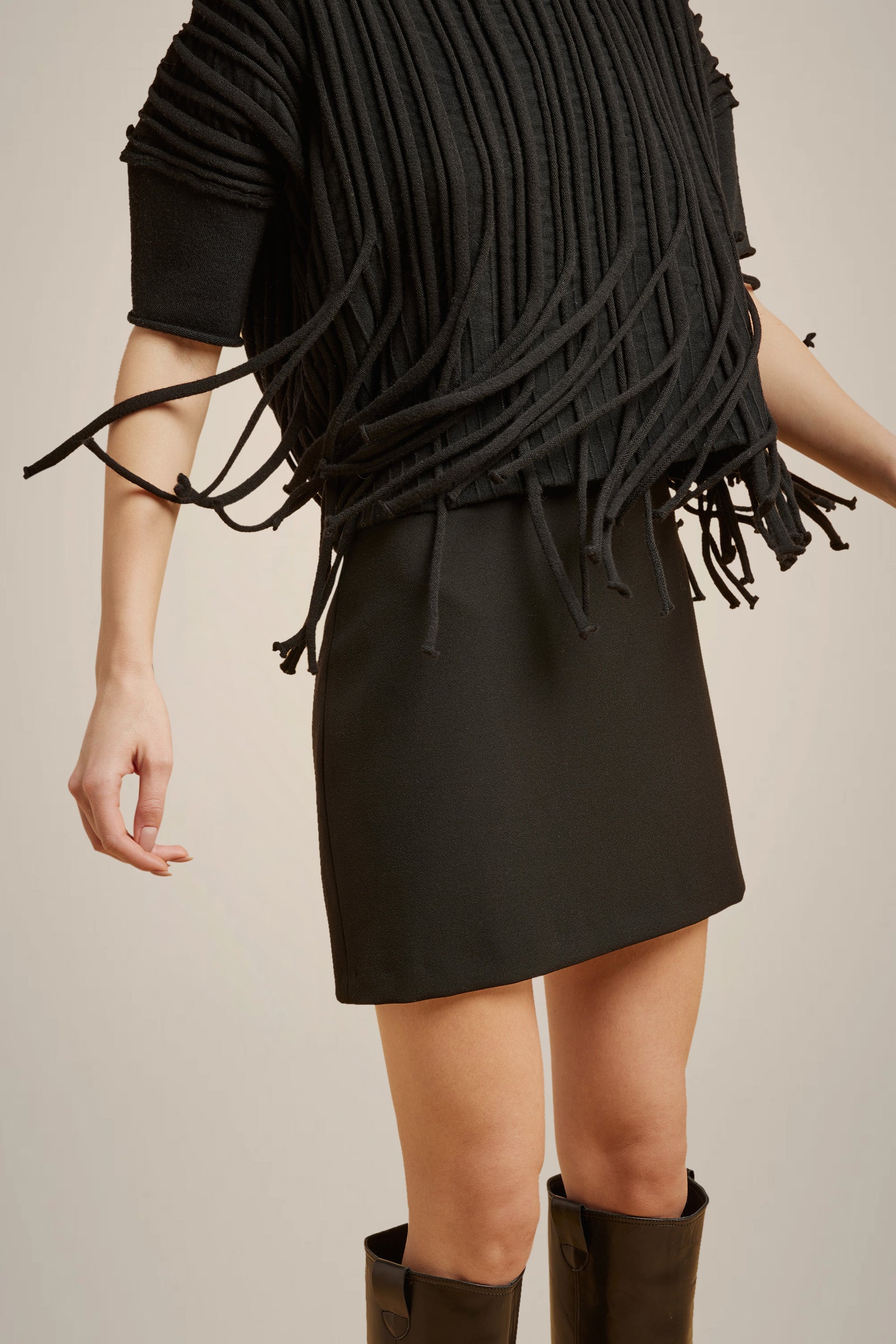 MAGLIA CON FRANGE
