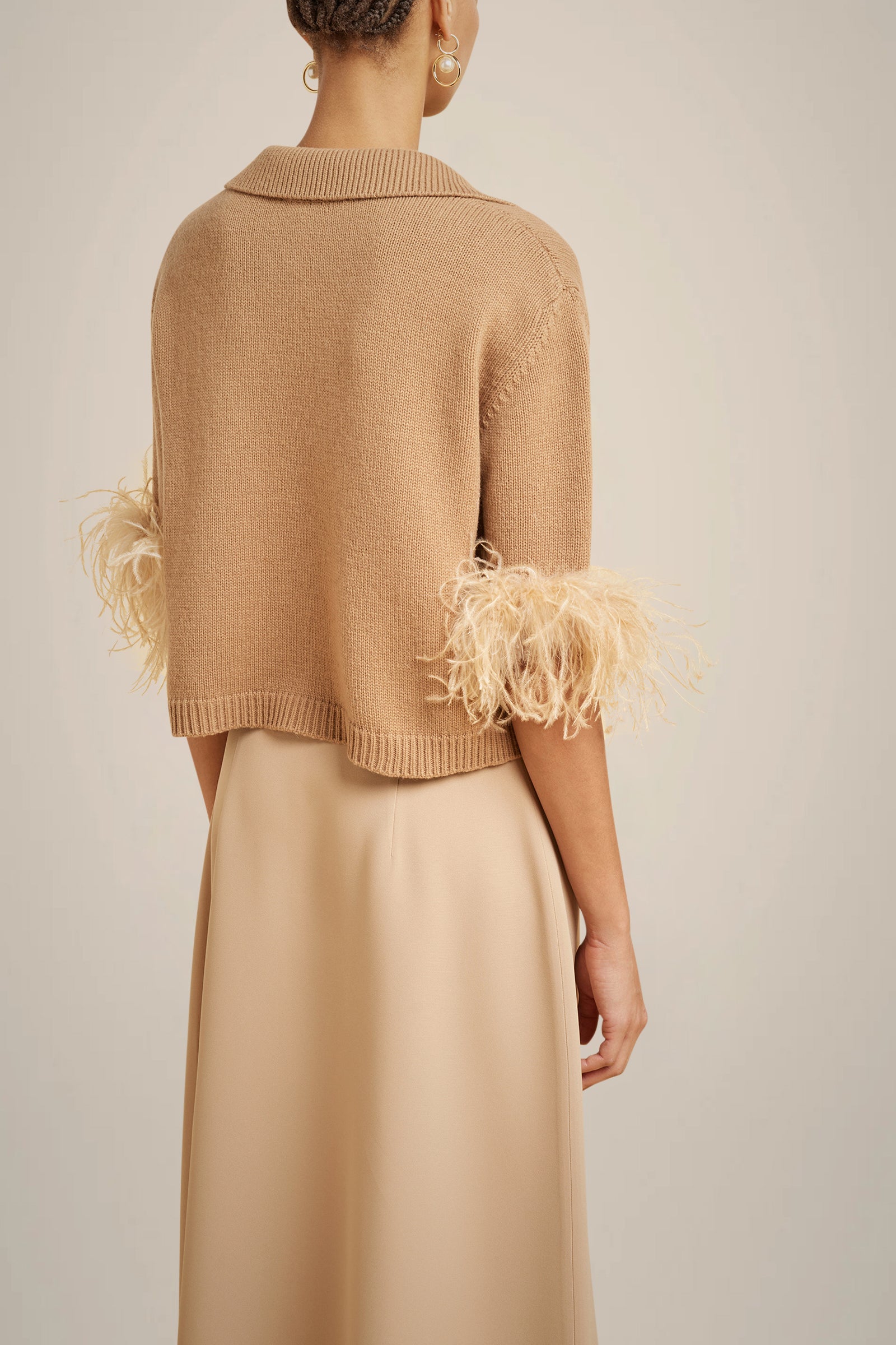 MAGLIA CON PIUME IN CASHMERE RICICLATO
