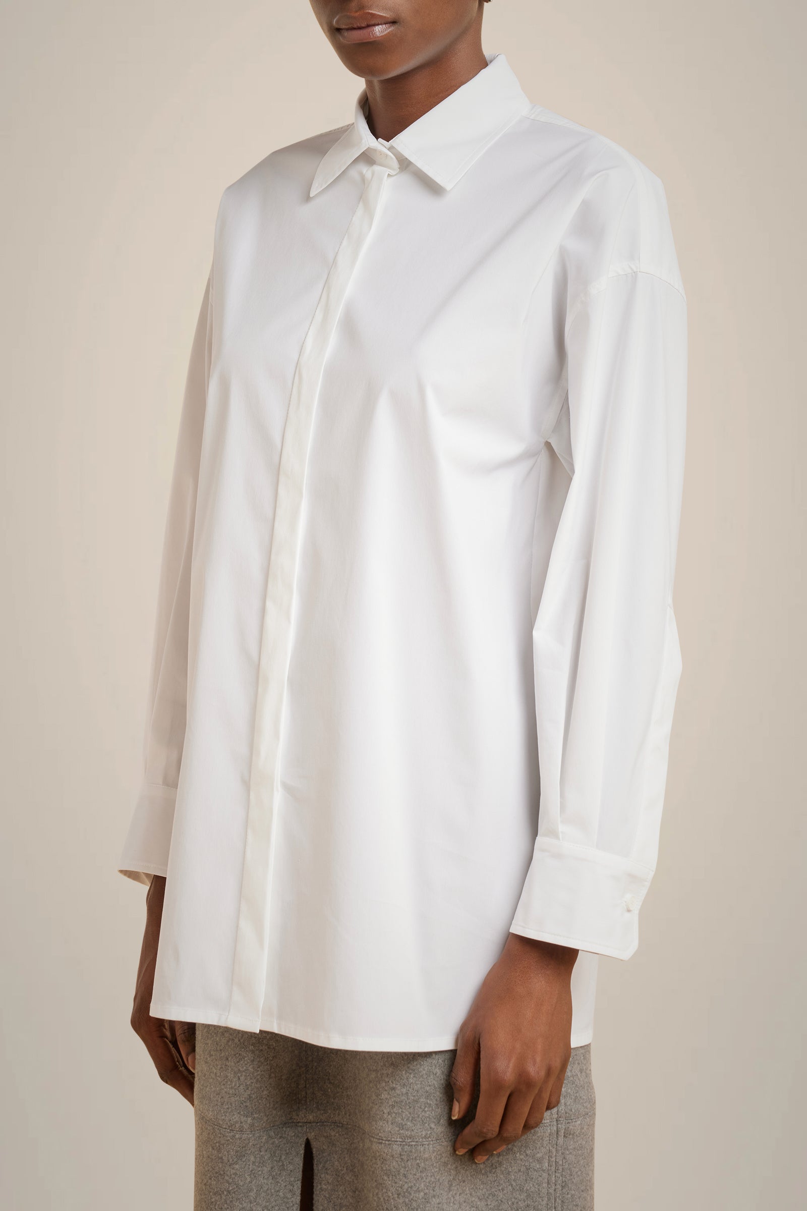 BELTED SHIRT