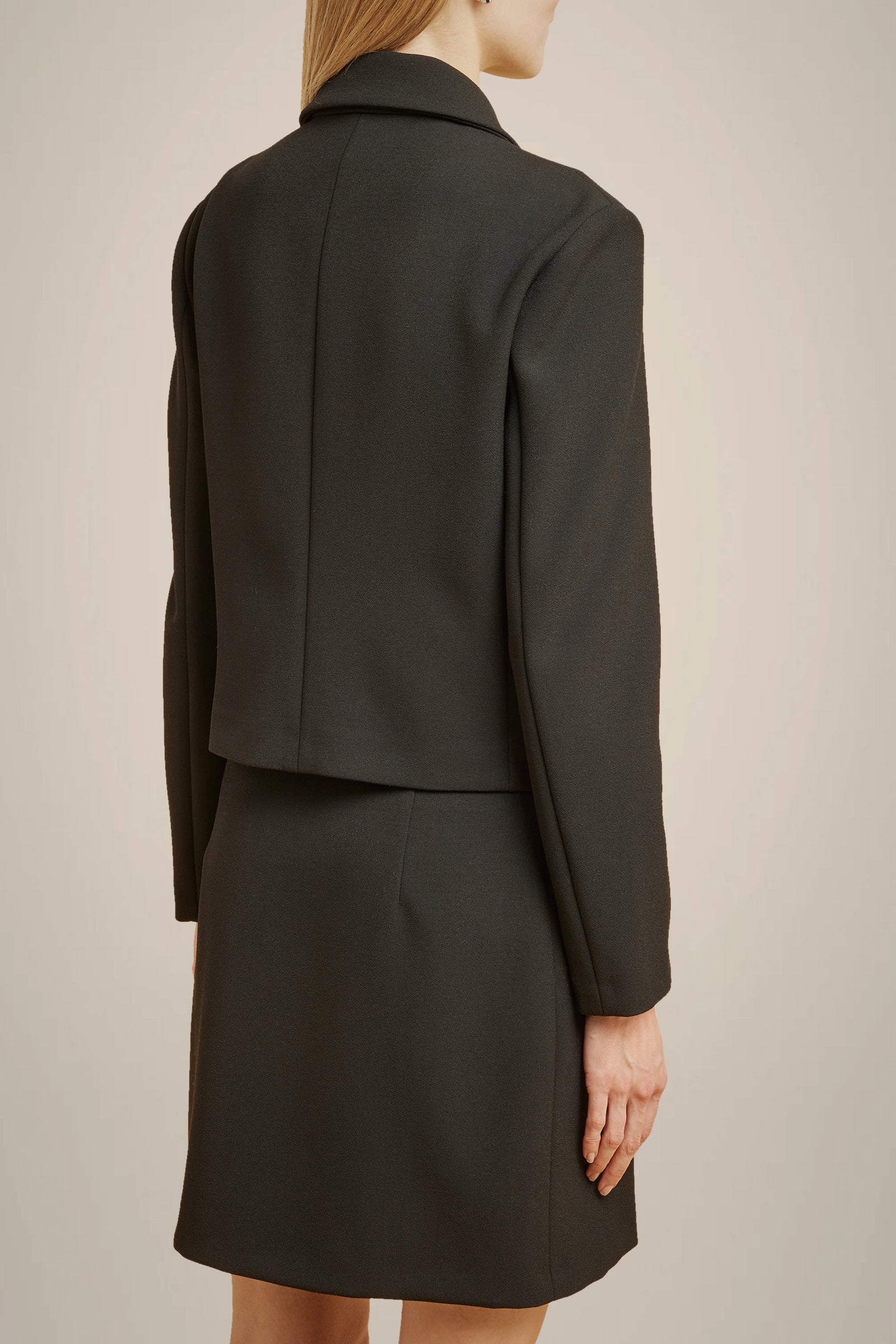 DOUBLE-BREASTED JACKET