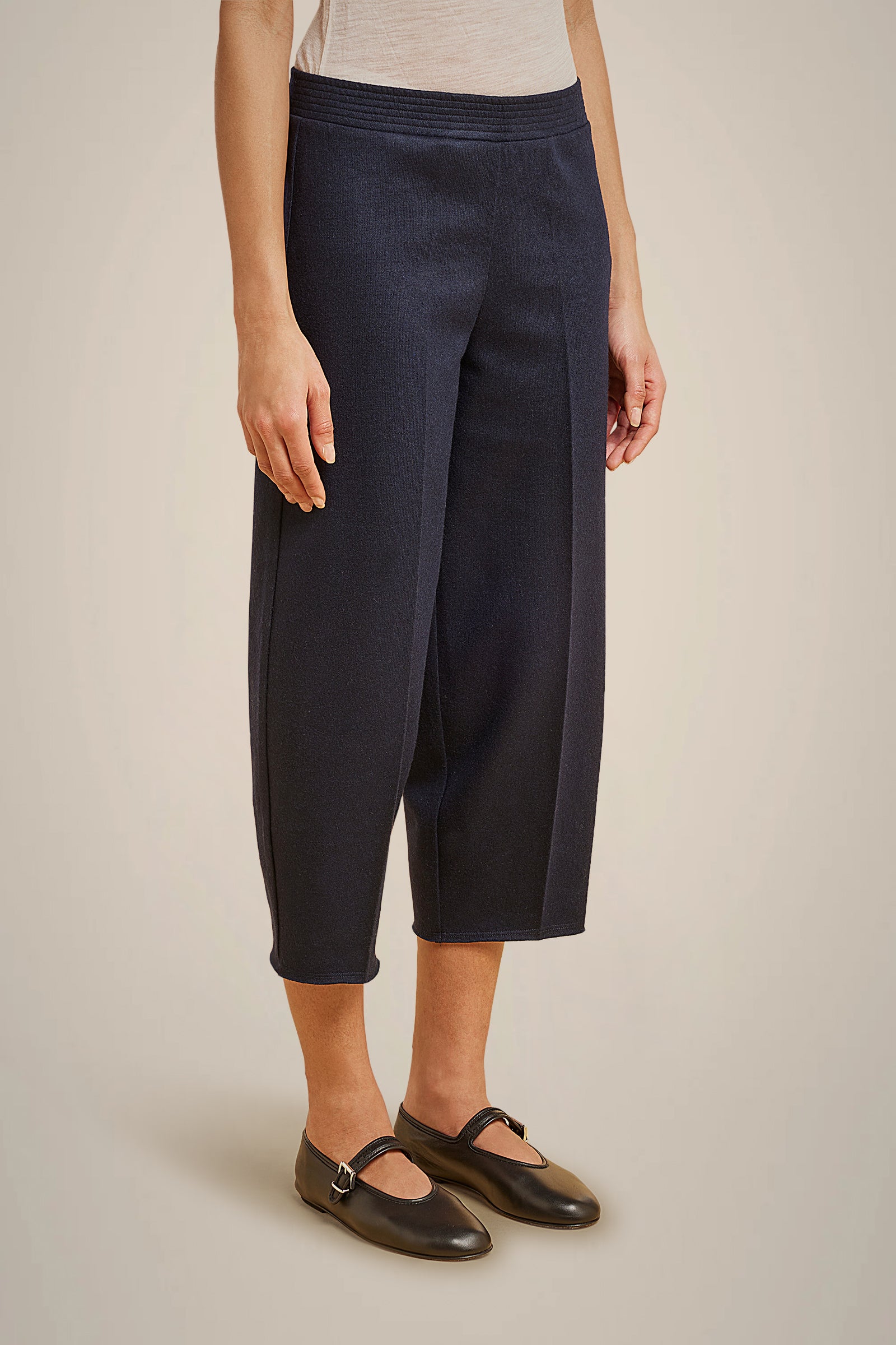 CROPPED TROUSERS