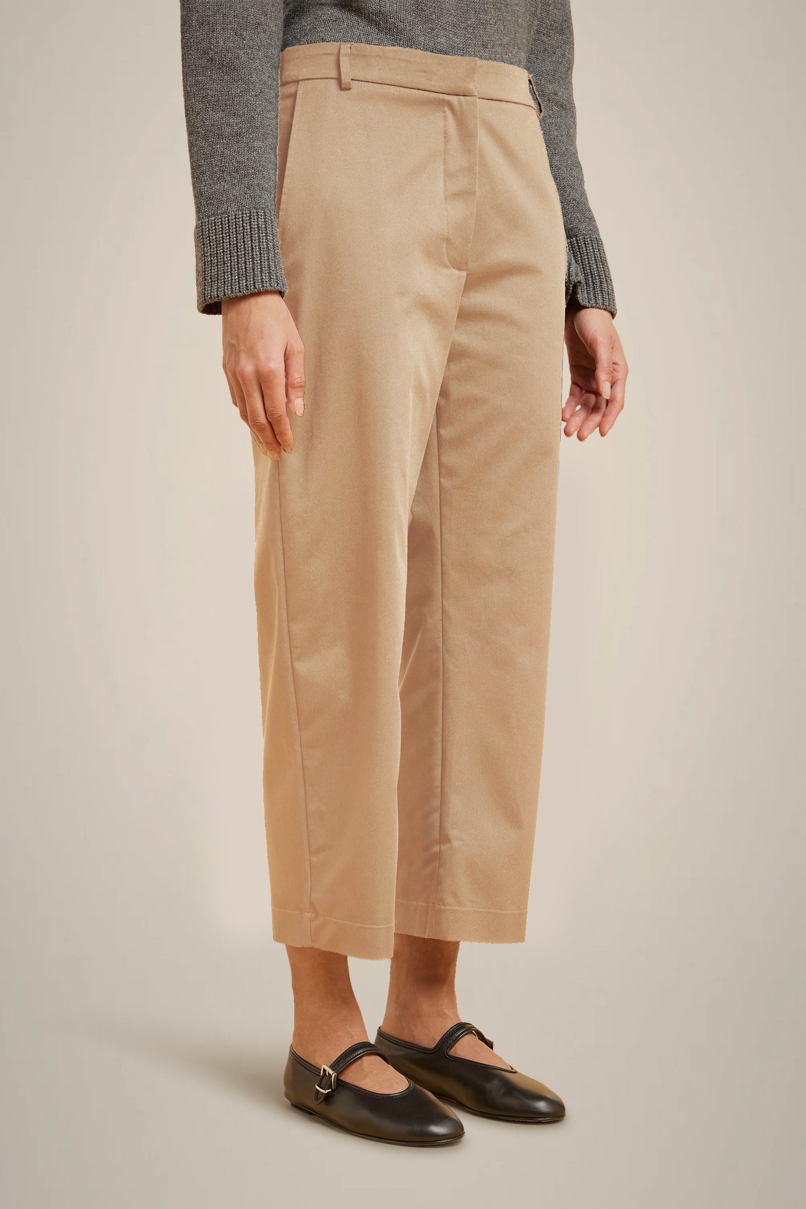 TAPERED TROUSERS