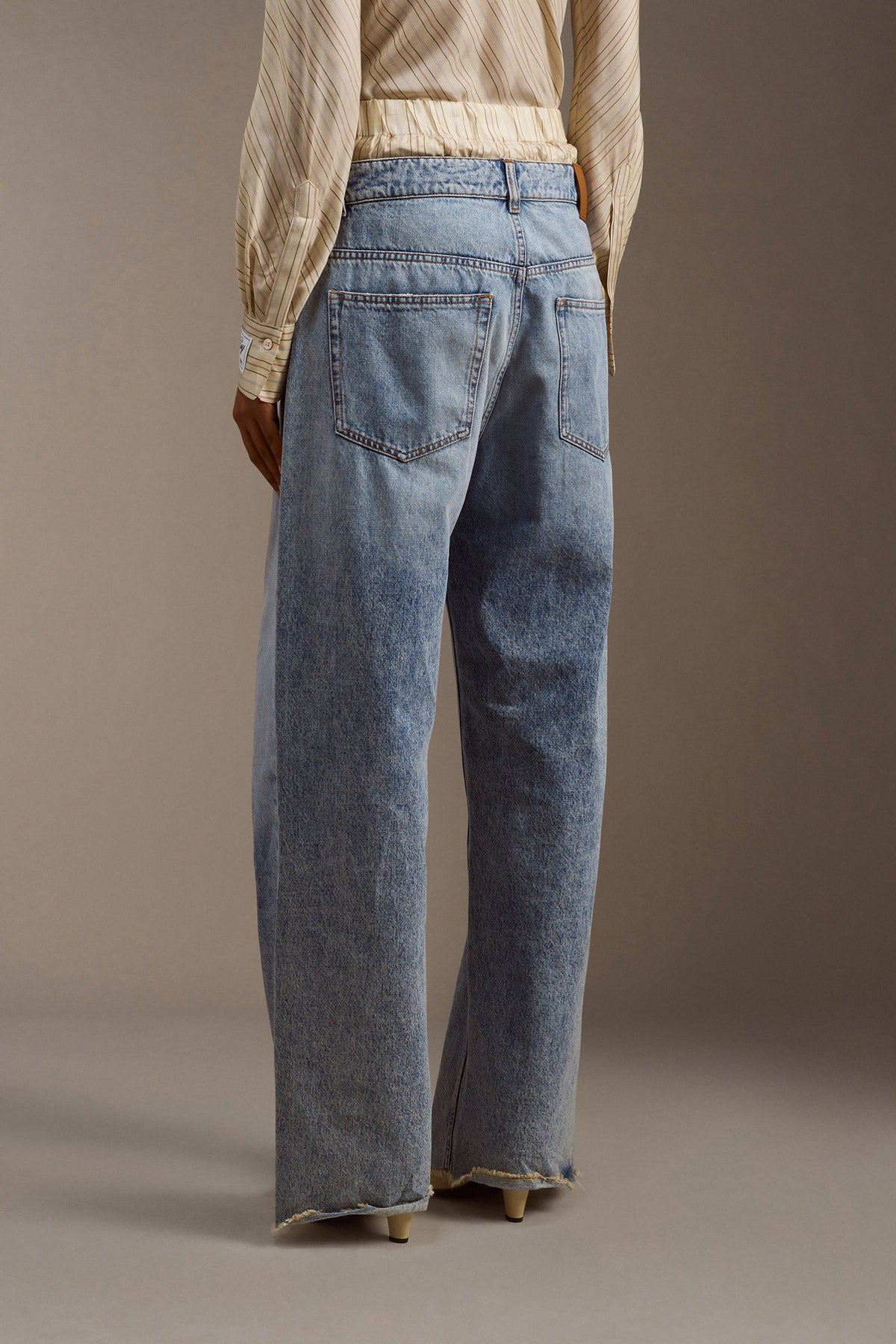 PANTALONE LEONE