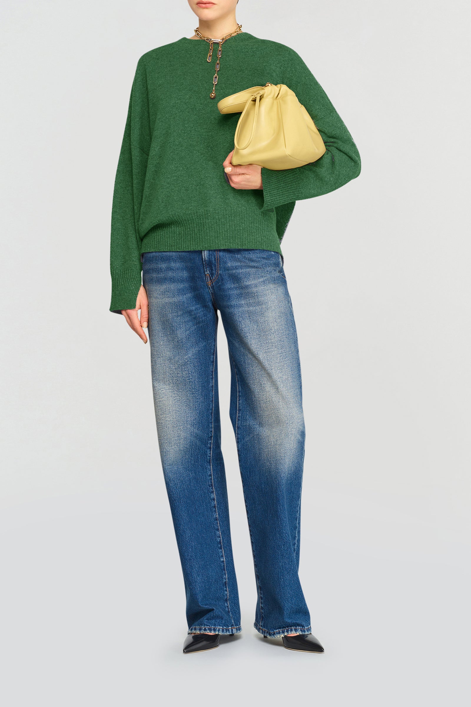 SWEATER