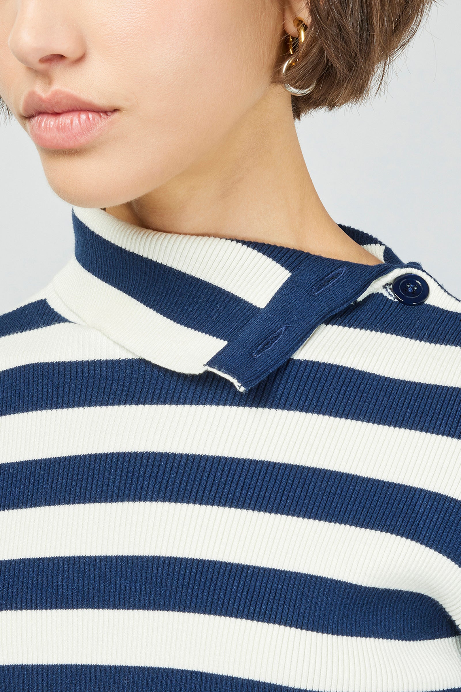 MAGLIA EMELEY