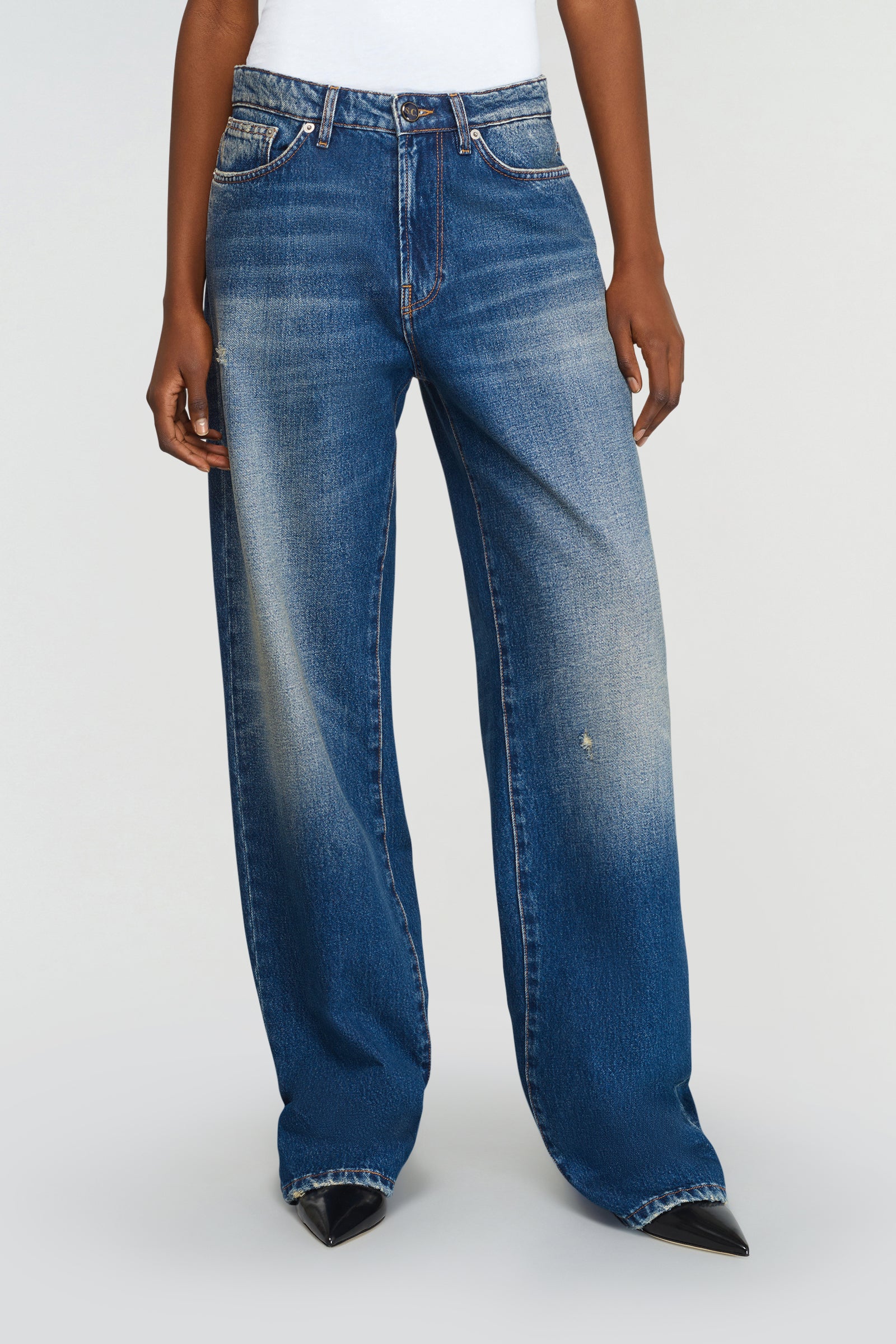 PANTALONE JENNIFER